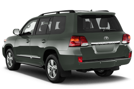 Dunkelgrüner SUV, Heckansicht. Das Auto hat große Rückleuchten, silberne Akzente und ist auf einem weißen Hintergrund abgebildet.