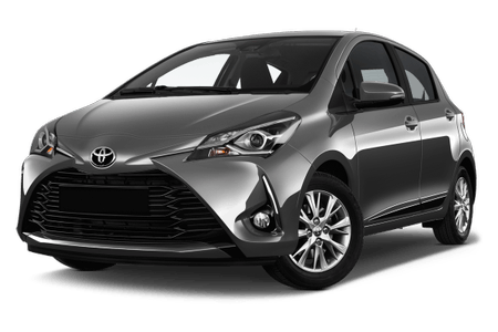 Kompakter grauer Toyota Kleinwagen, Frontansicht, auf weißem Hintergrund.