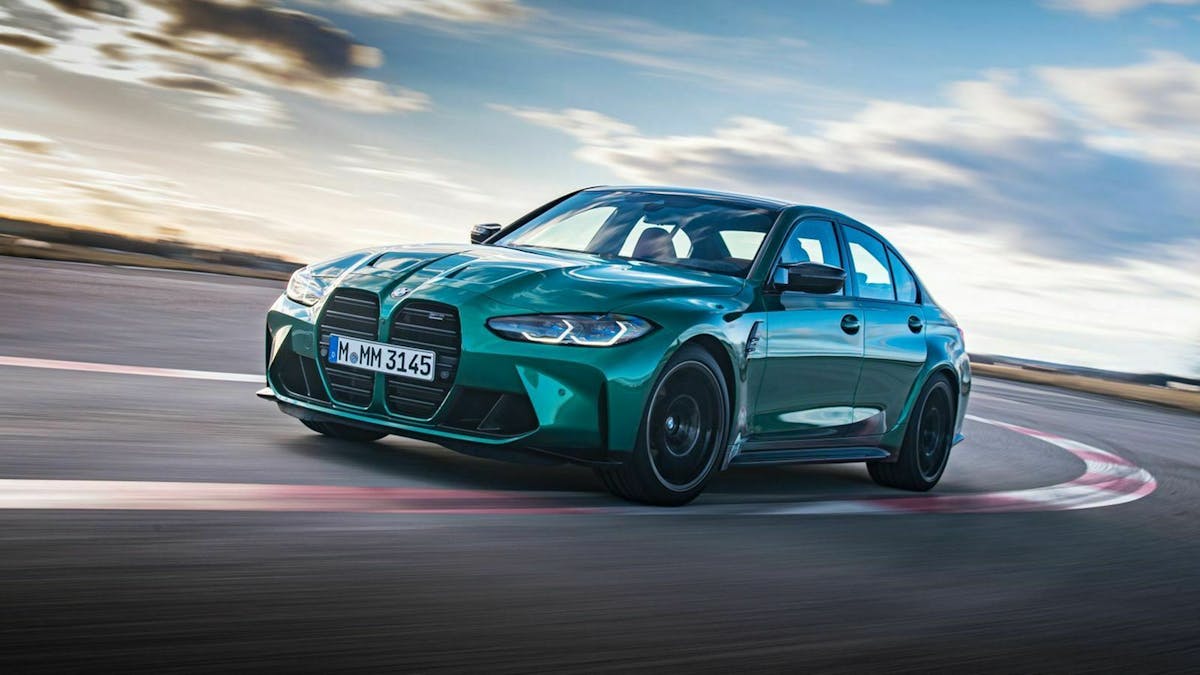 Zu sehen ist der BMW M3, fahrend