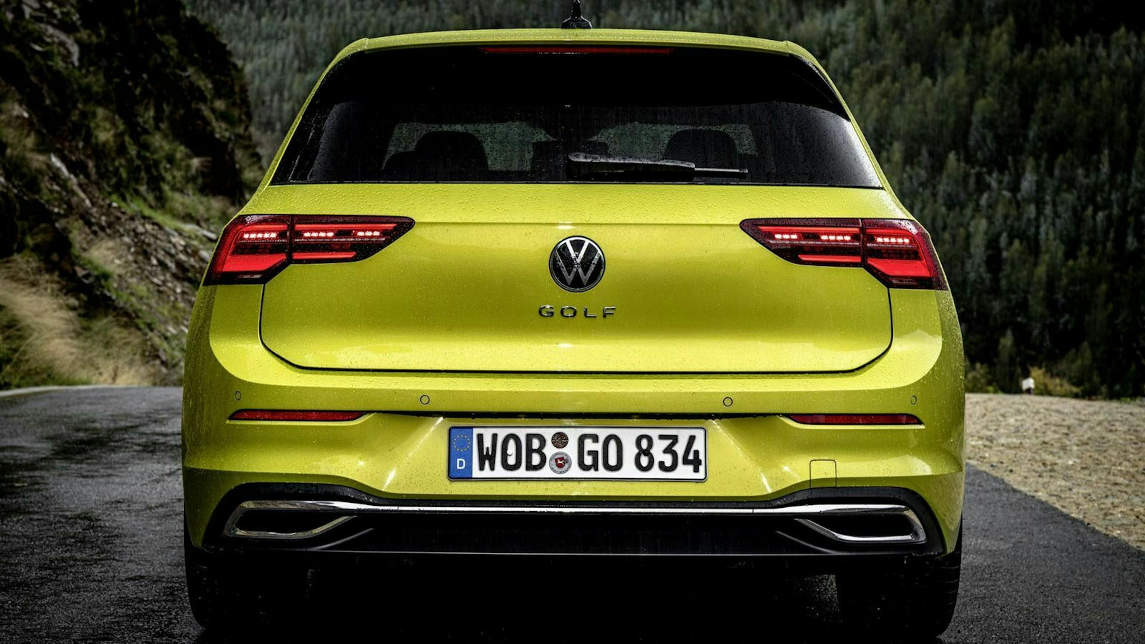 VW Golf 8 in Heckansicht