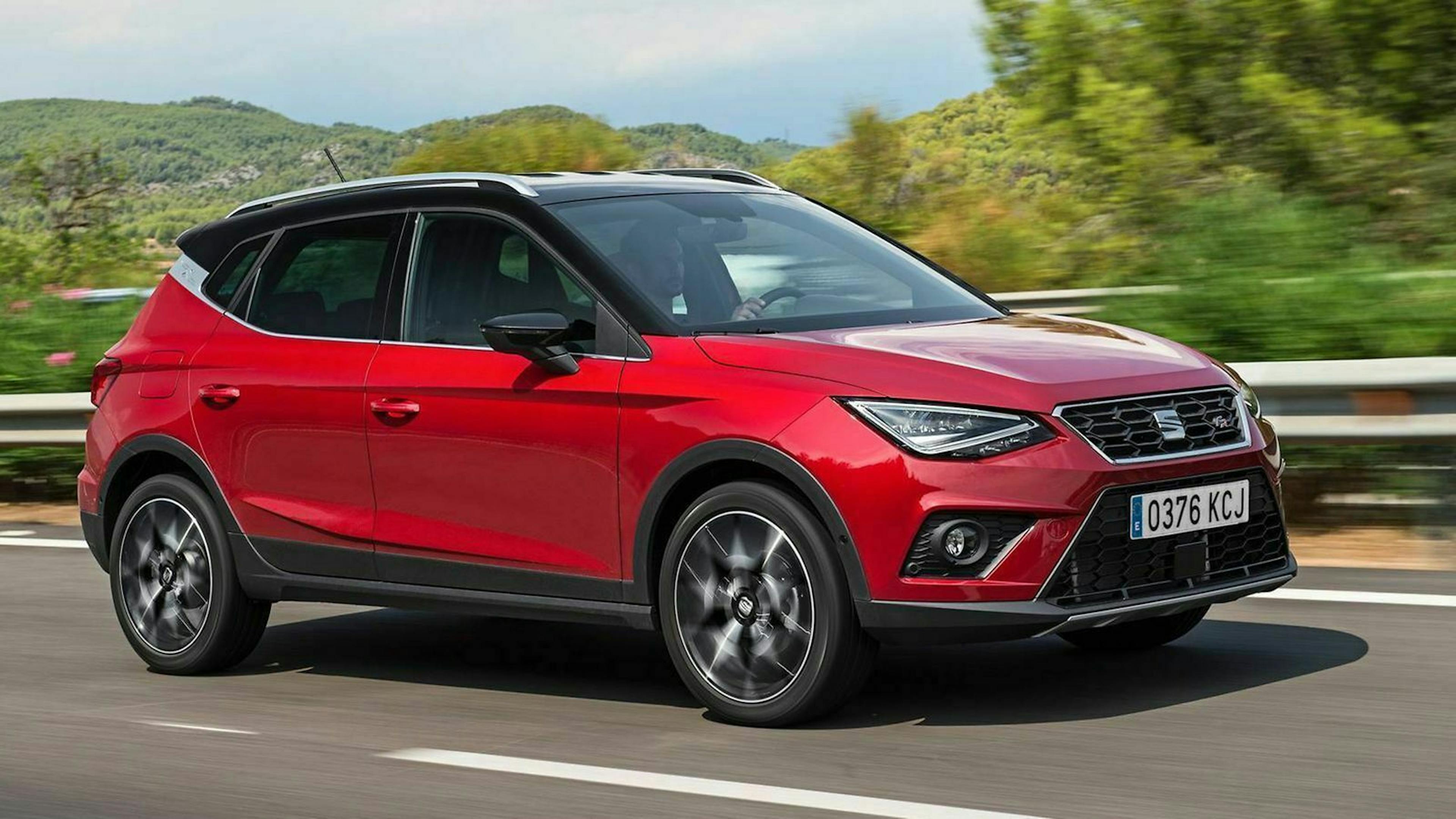 Seat Arona Seitenansicht dynamisch