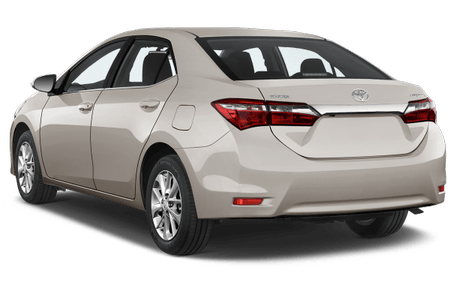 Beiges Auto in Seiten- und Rückansicht, Toyota-Modell. Sedan mit glänzendem Lack und markanter Rückleuchte.