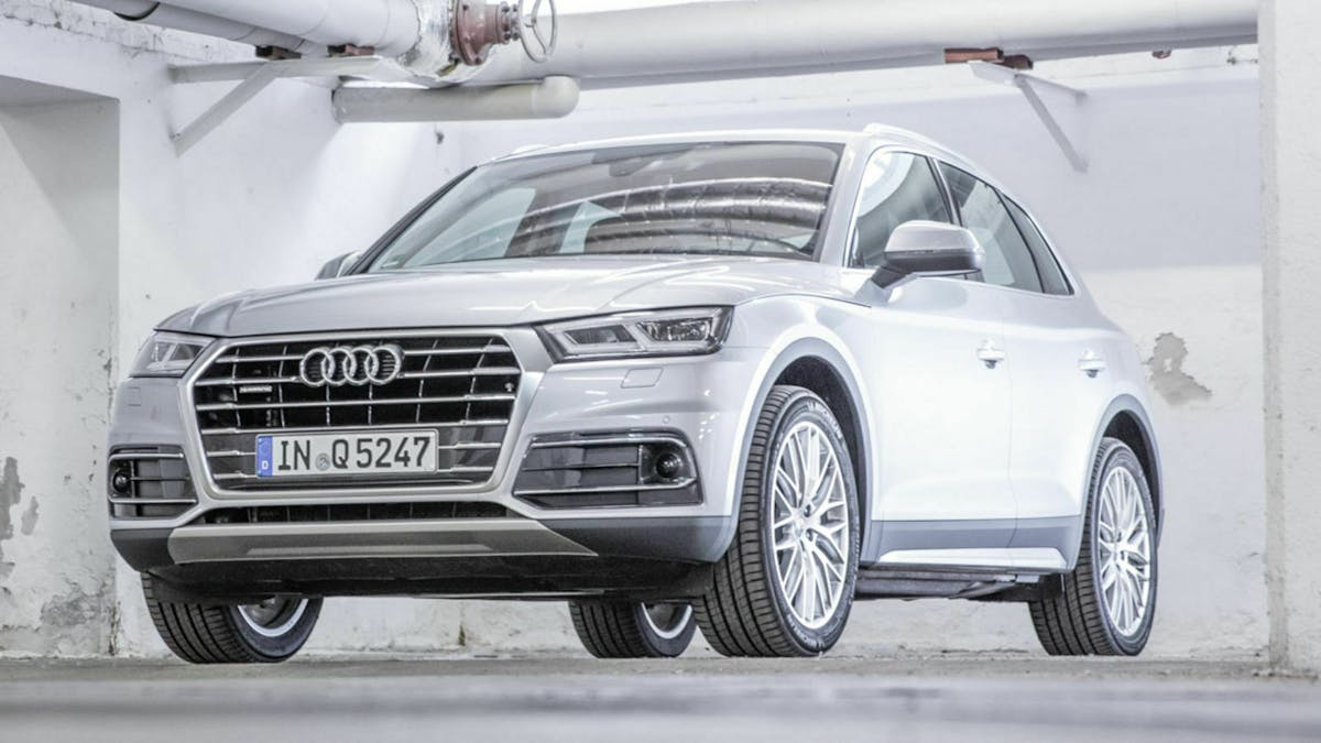 Audi Q5 im Test: Das Fahrwerk federt optional mit Luft, bleibt jedoch sportlich straff