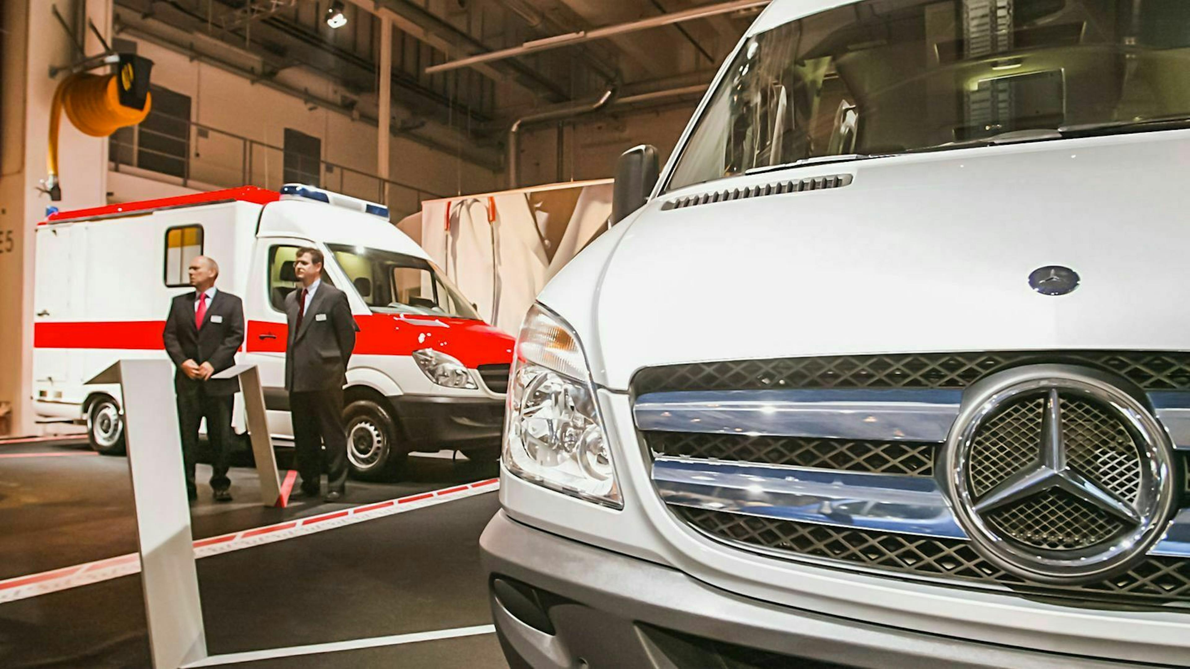 In Österreich ist das europaweit erste Elektro-Feuerwehrauto, ein Mercedes-Benz Sprinter, in Betrieb gegangen.