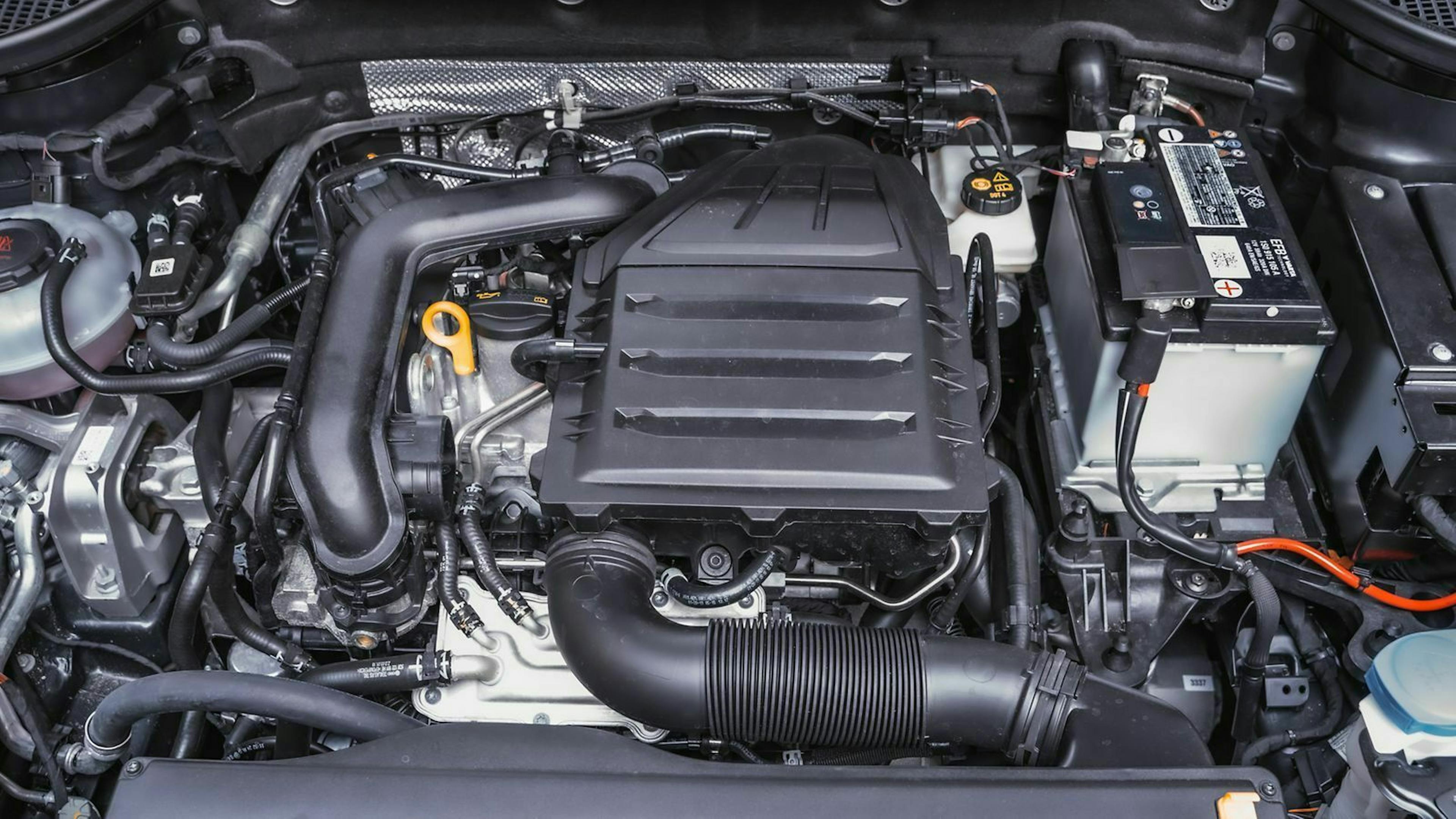 Škoda Karoq Blick unter die Motorhaube