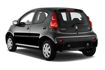 Schwarzer Kleinwagen, Heckansicht. Vier Türen, rote Rücklichter, silberne Felgen. Peugeot-Logo auf der Heckklappe sichtbar.