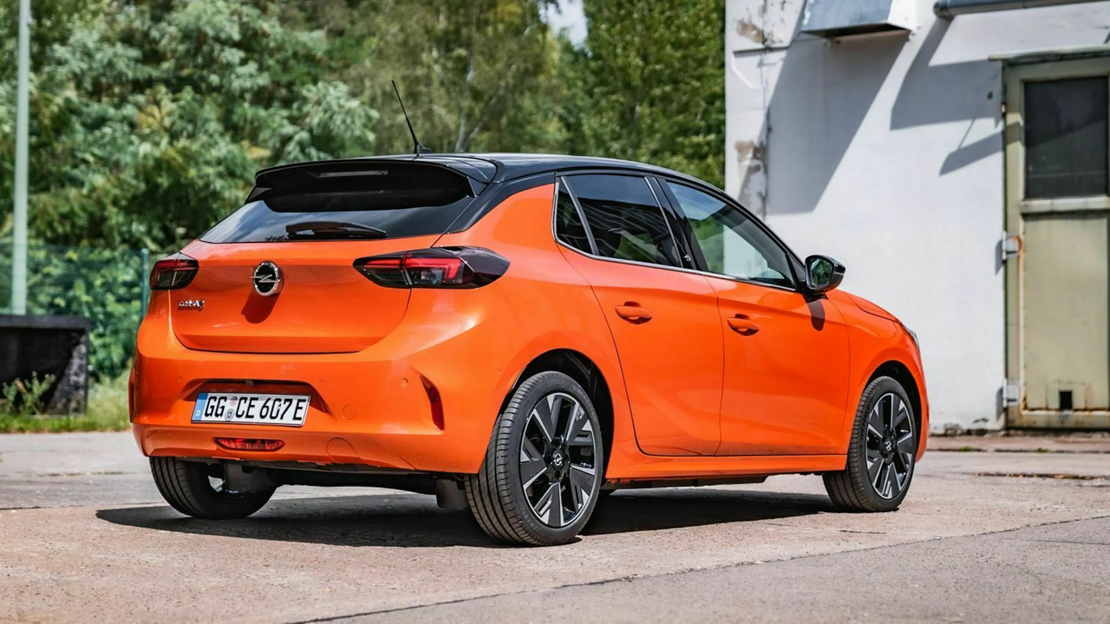 Opel Corsa 2020 seitliche Heckansicht