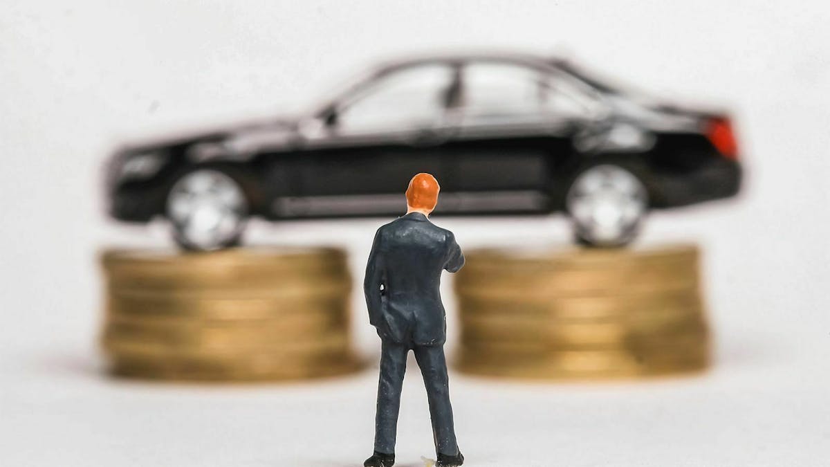 Um böse Überraschungen zu vermeiden, solltest Du unter anderem klären, ob die private Nutzung gestattet ist.