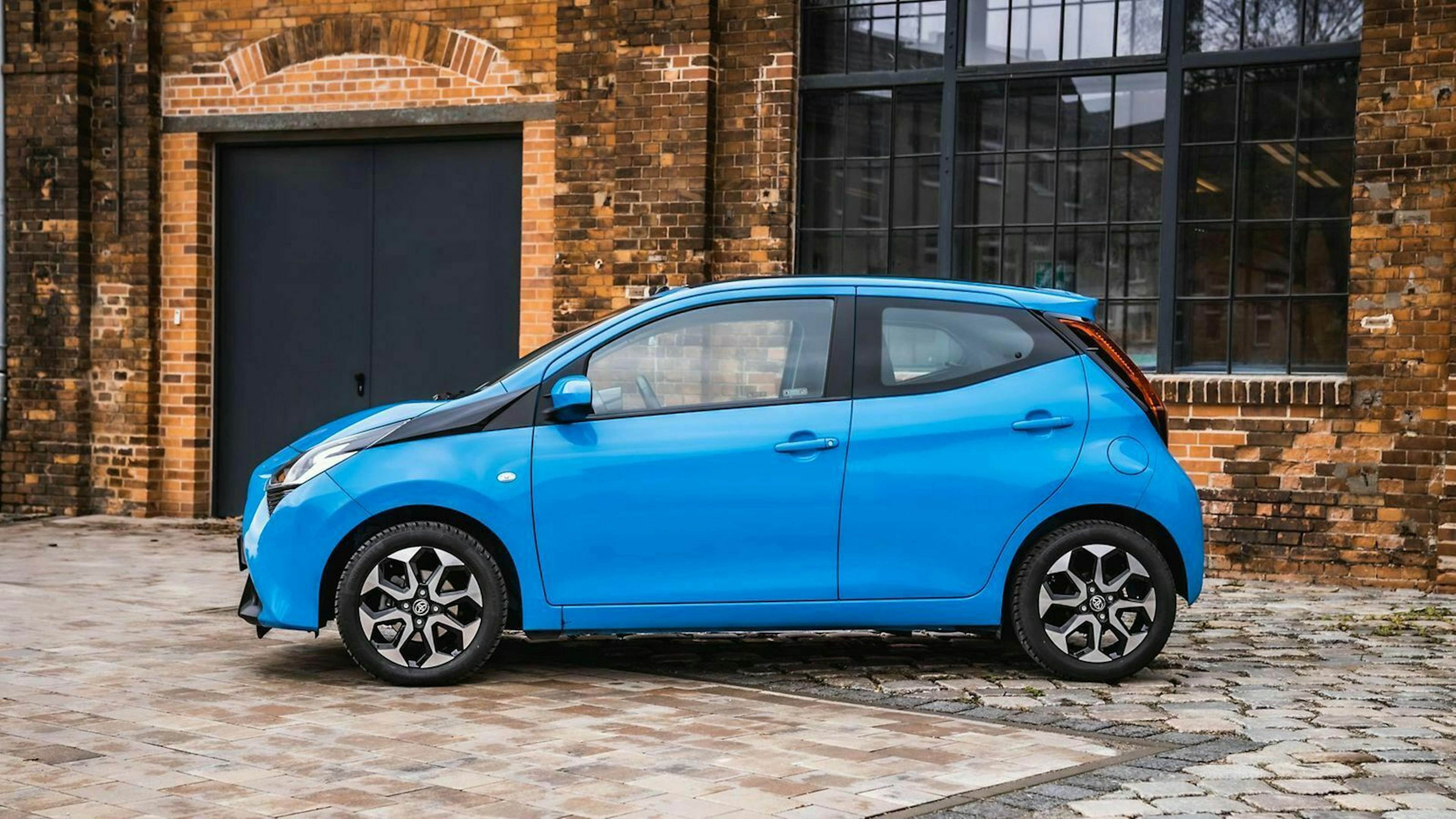 Toyota Aygo in der Seitenansicht, stehend