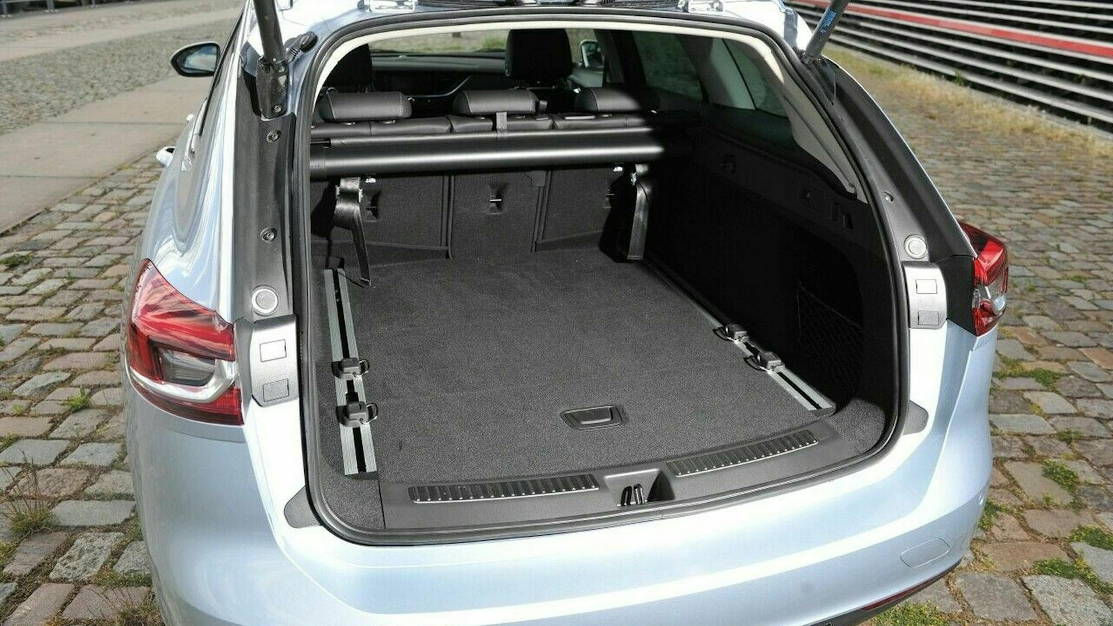 Der Kofferraum des Opel Insignia Sports Tourer