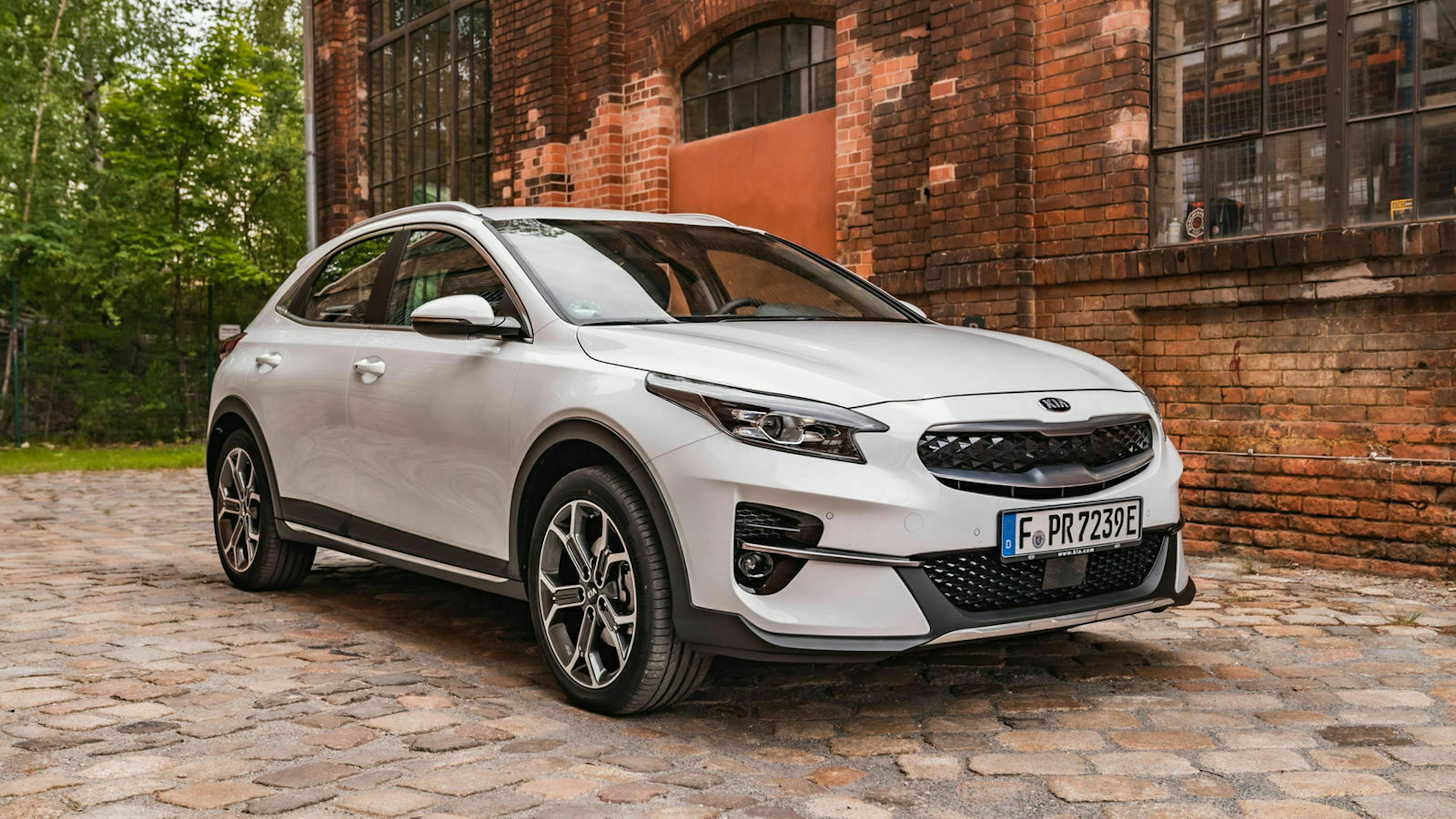Kia Xceed PHEV dreiviertel-frontansicht