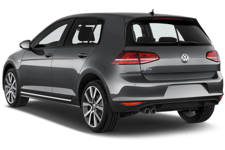 Silberner VW Golf GTI von hinten, auf weißem Hintergrund.