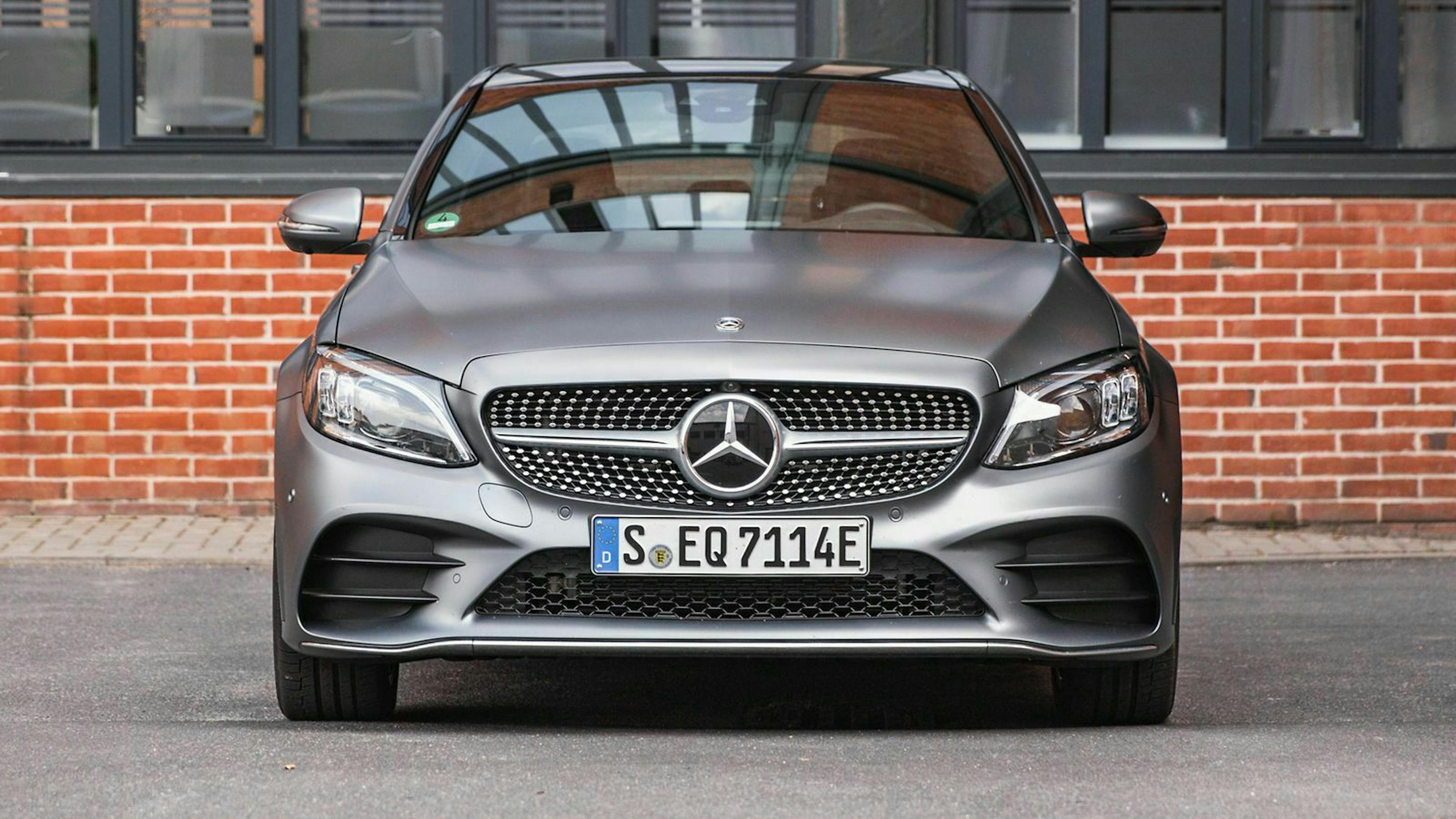 Zusammen kommen Diesel- und Elektromotor auf eine Systemleistung von 306 PS