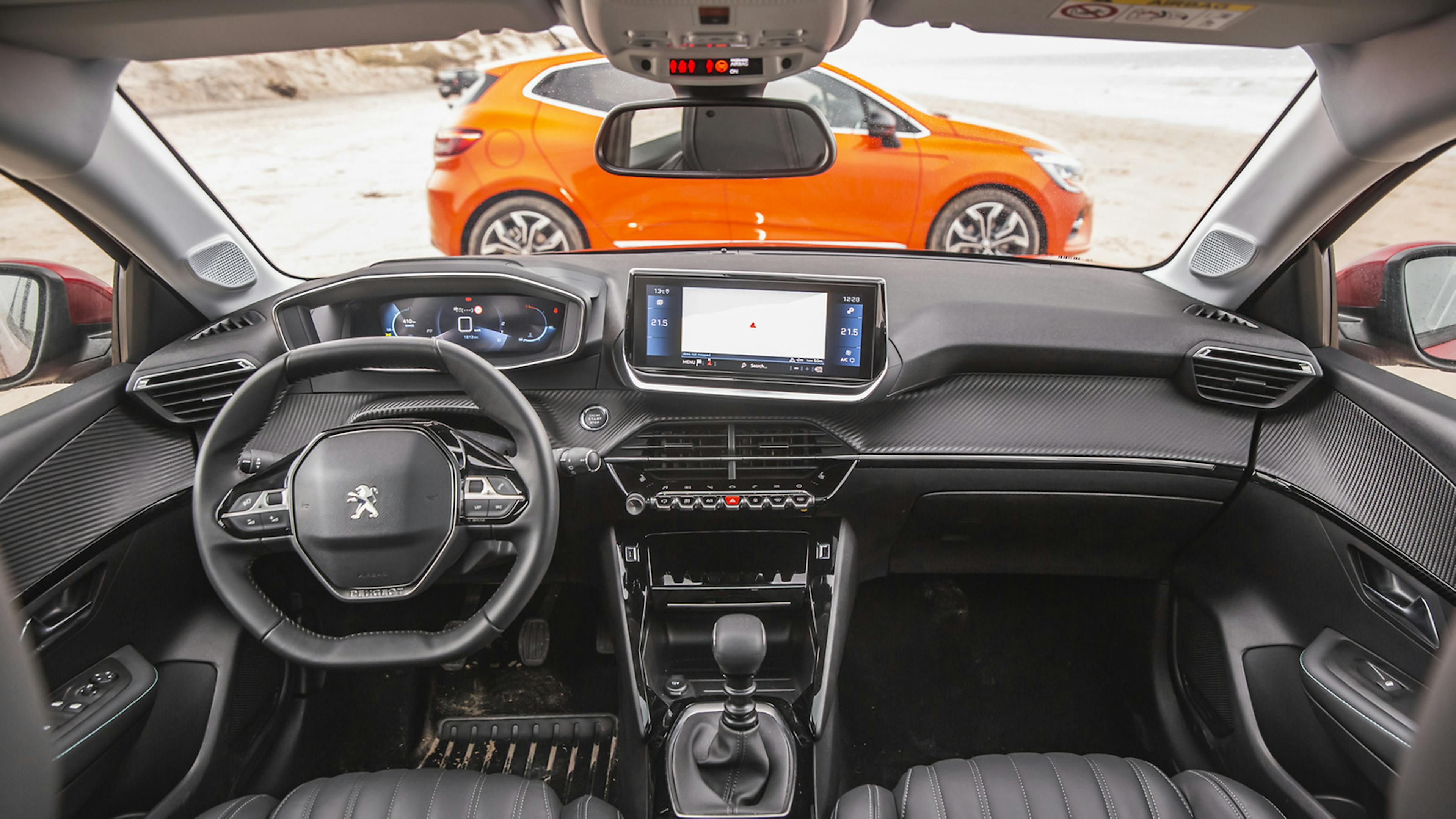 Cockpit-Ansicht des Peugeot 208 