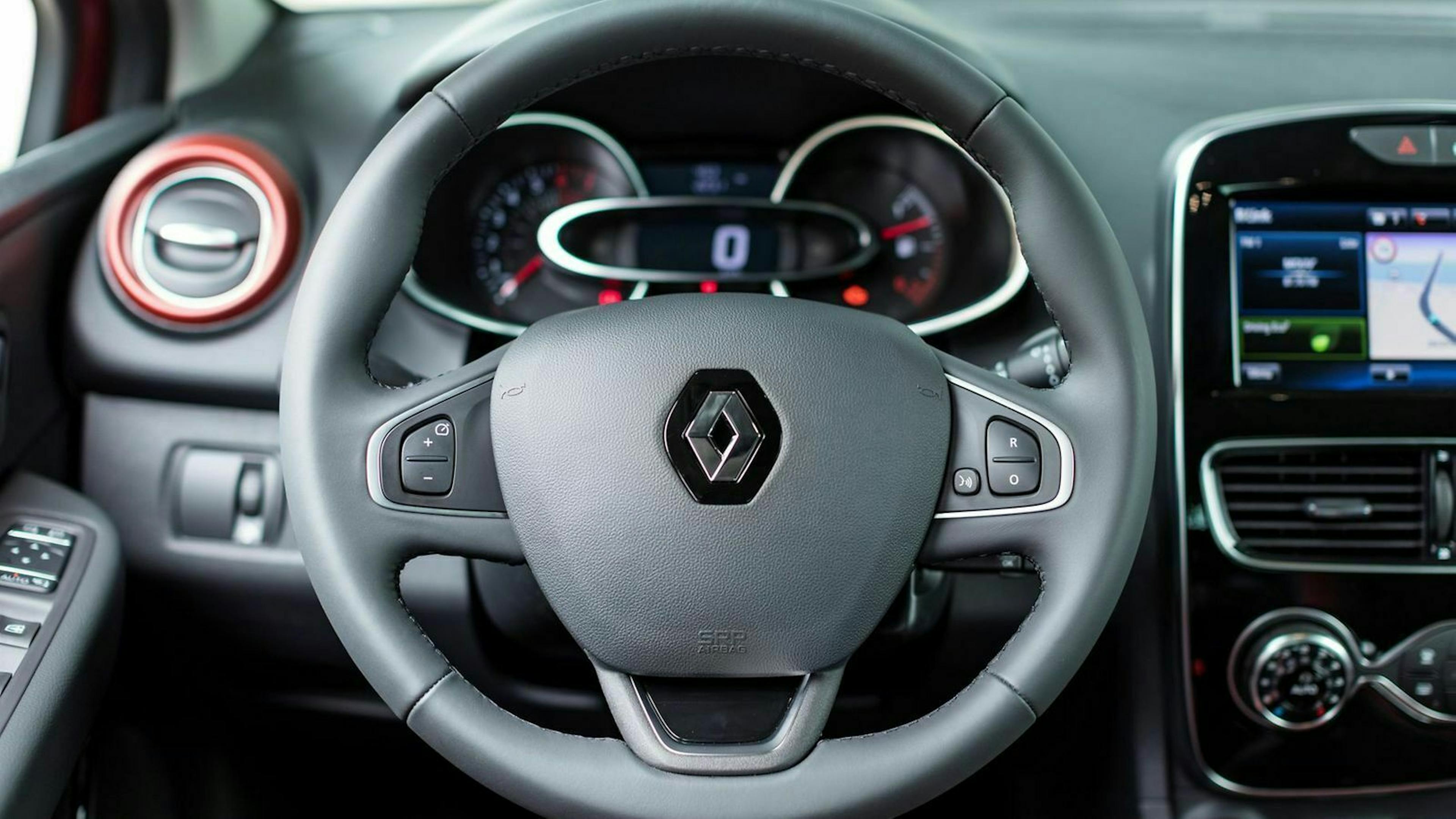 Cockpit des 4. Renault Clio nach dem Facelift von 2016