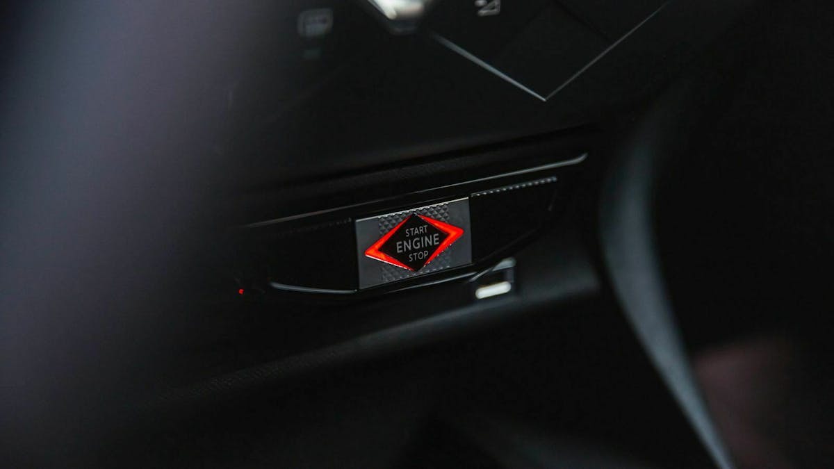 DS3 Crossback Motor-Start-Knopf