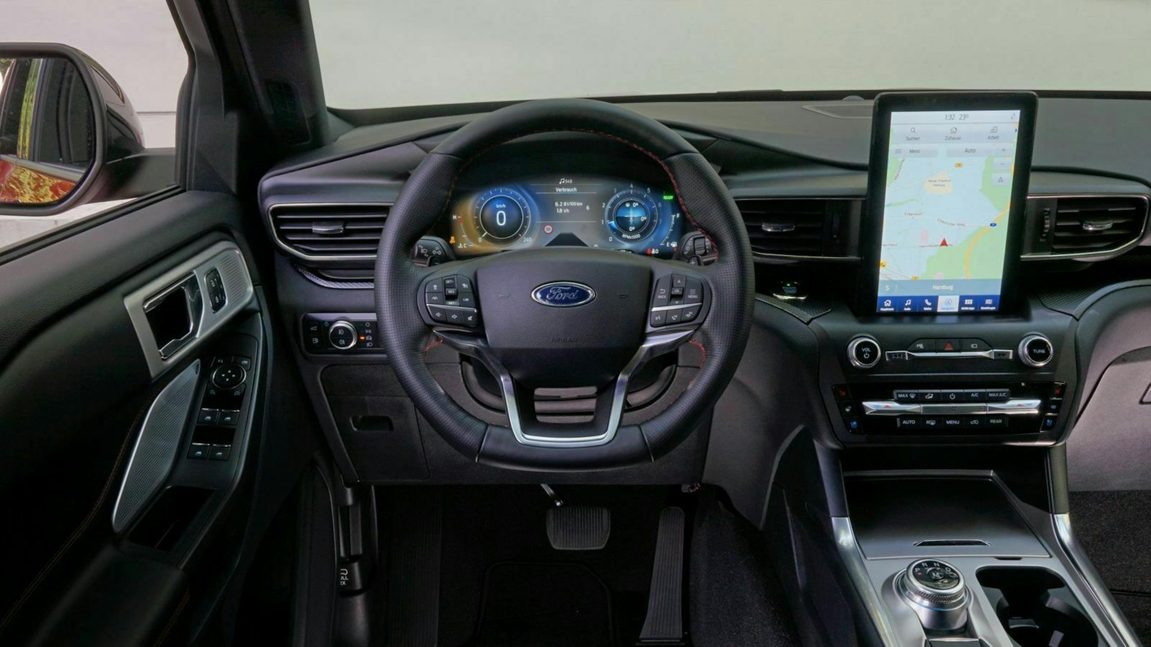 Ford Explorer Cockpit