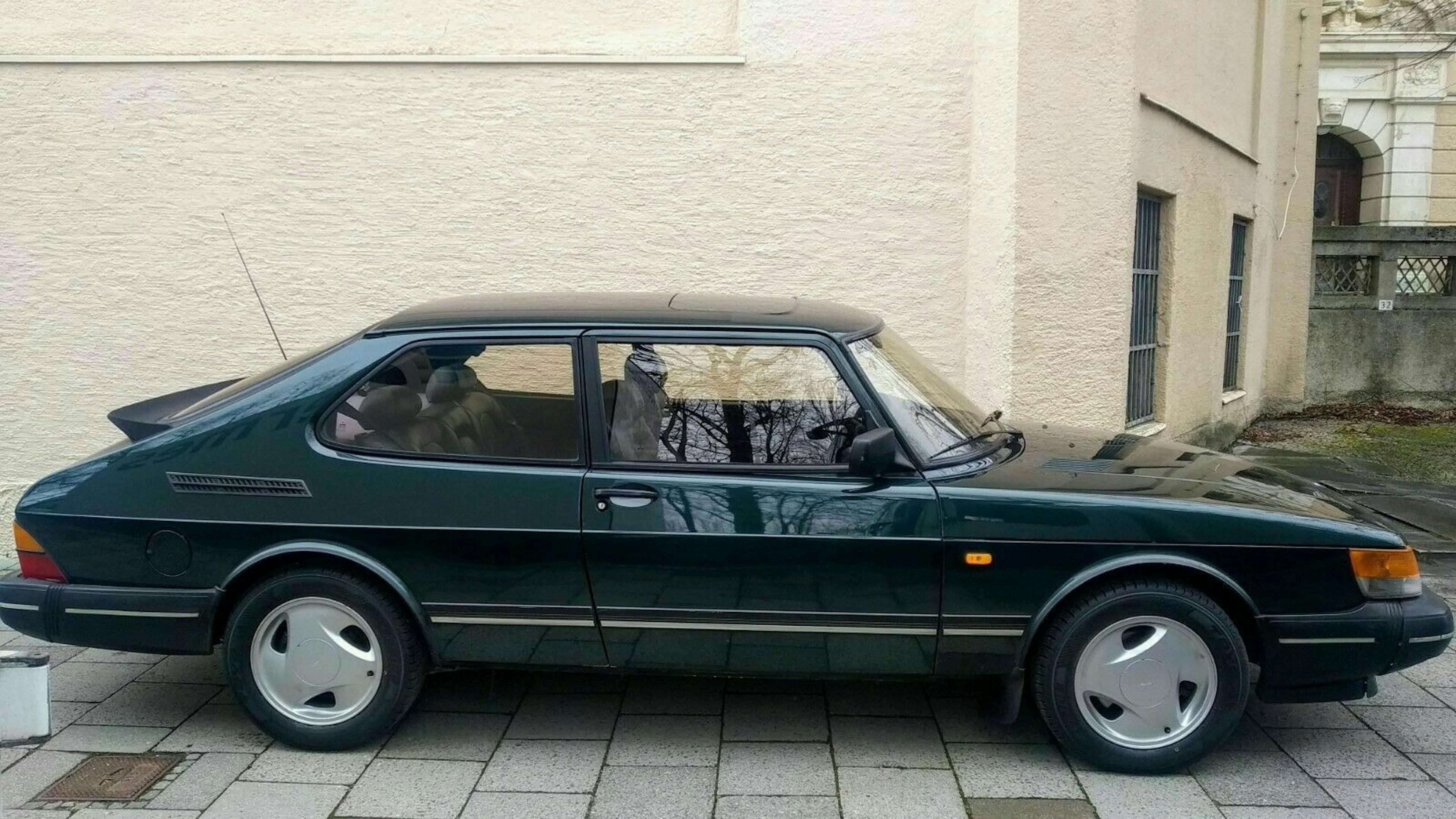 Saab 900 neu