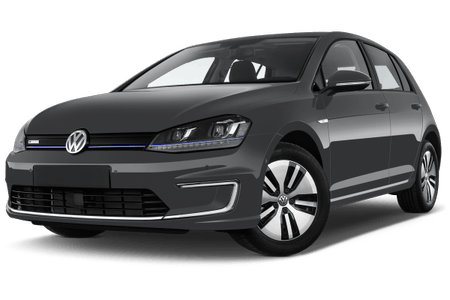 Schwarzer Volkswagen Golf von vorne, schräg seitlich fotografiert, mit blauen Zierleisten auf dem Kühlergrill.