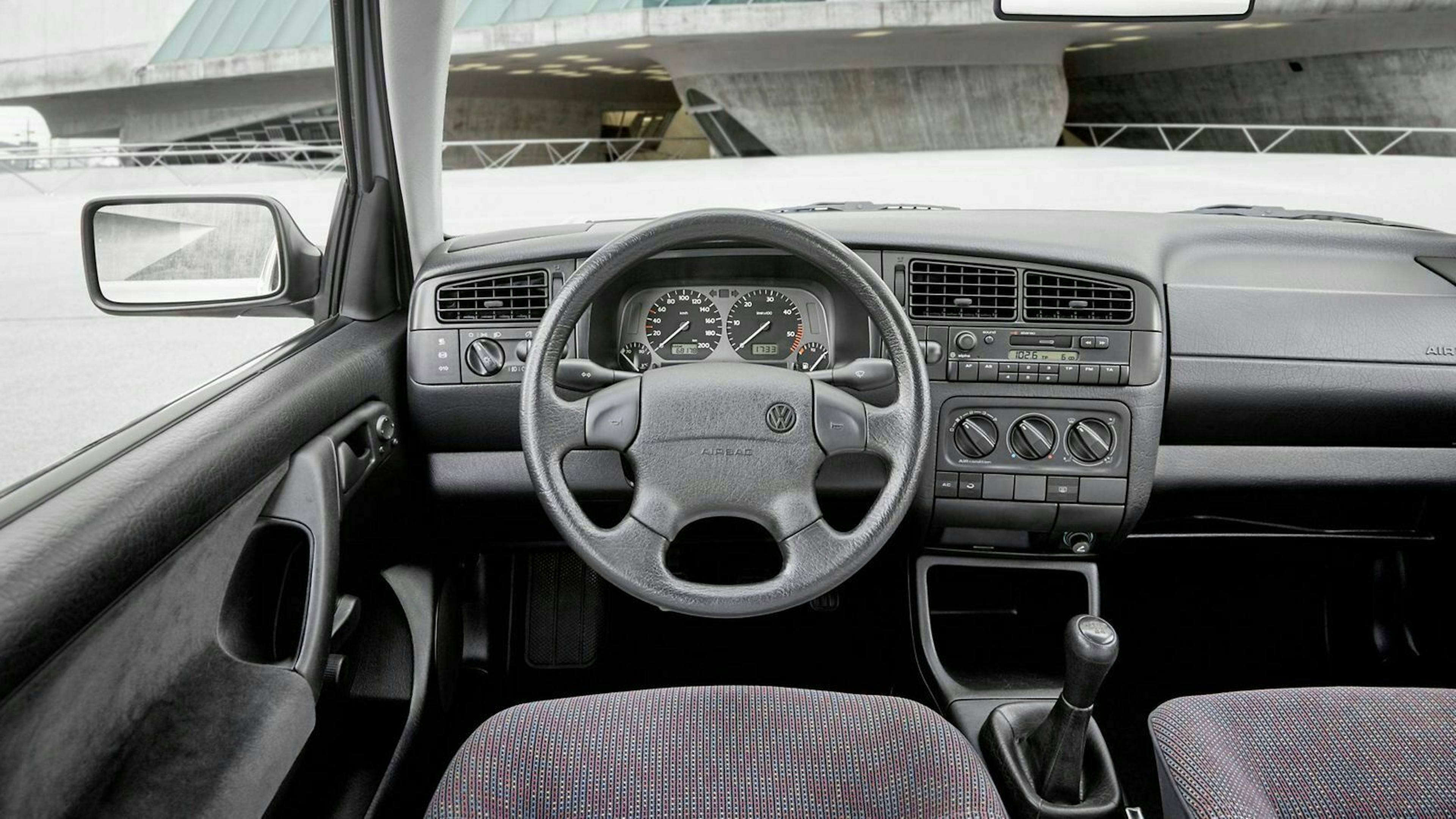 Cockpit-Ansicht des Golf 3