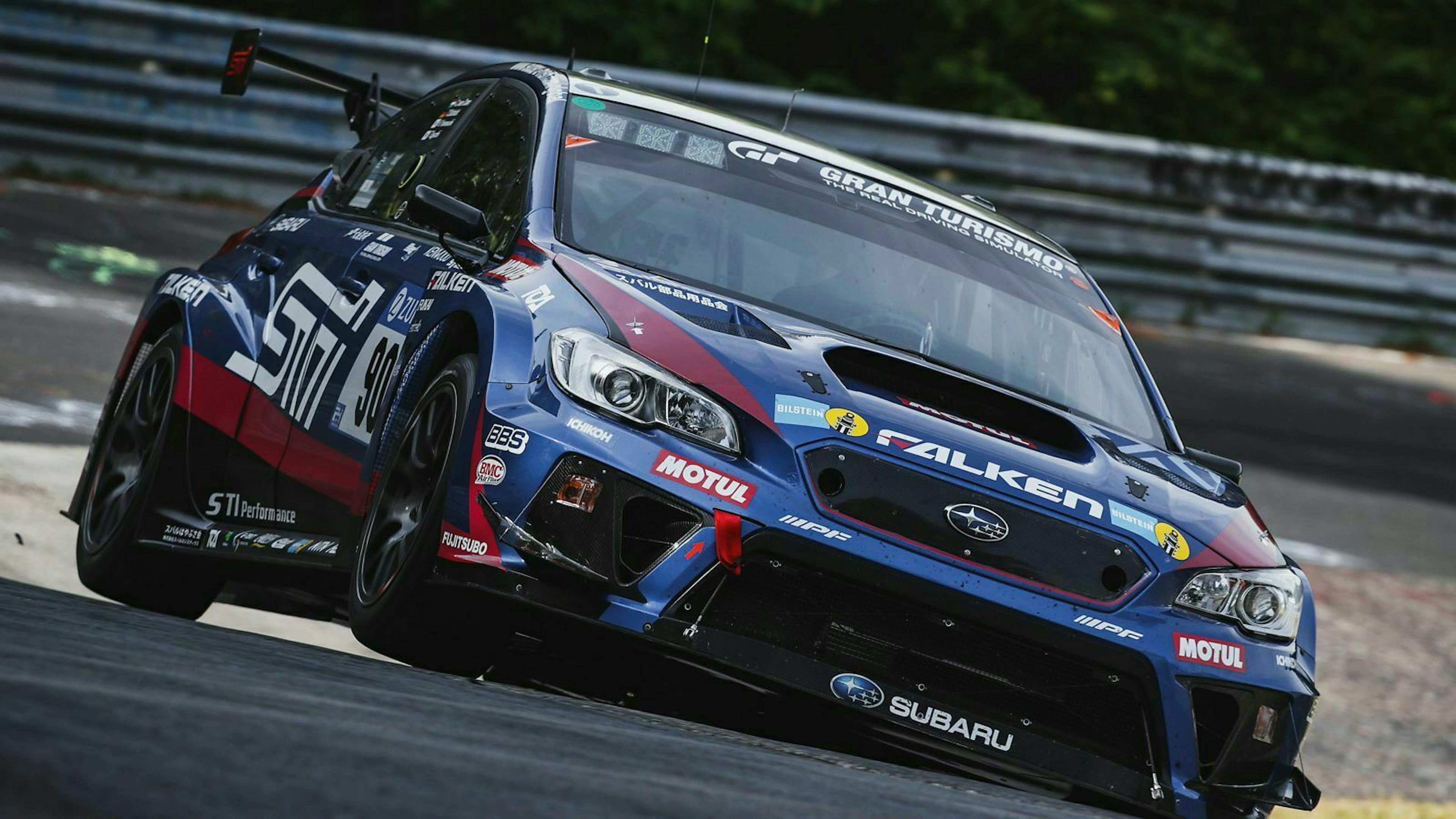 Im Motorsport werden besondere Ladeluftkühler verwendet, deren Kühlleistung durch das Bespritzen mit Wasser gesteigert wird.