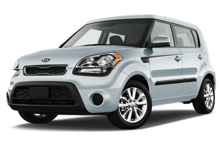 Silberner Kia Soul mit markantem Design, runde Scheinwerfer und auffällige Kotflügelverzierungen, Ansicht von vorne rechts.