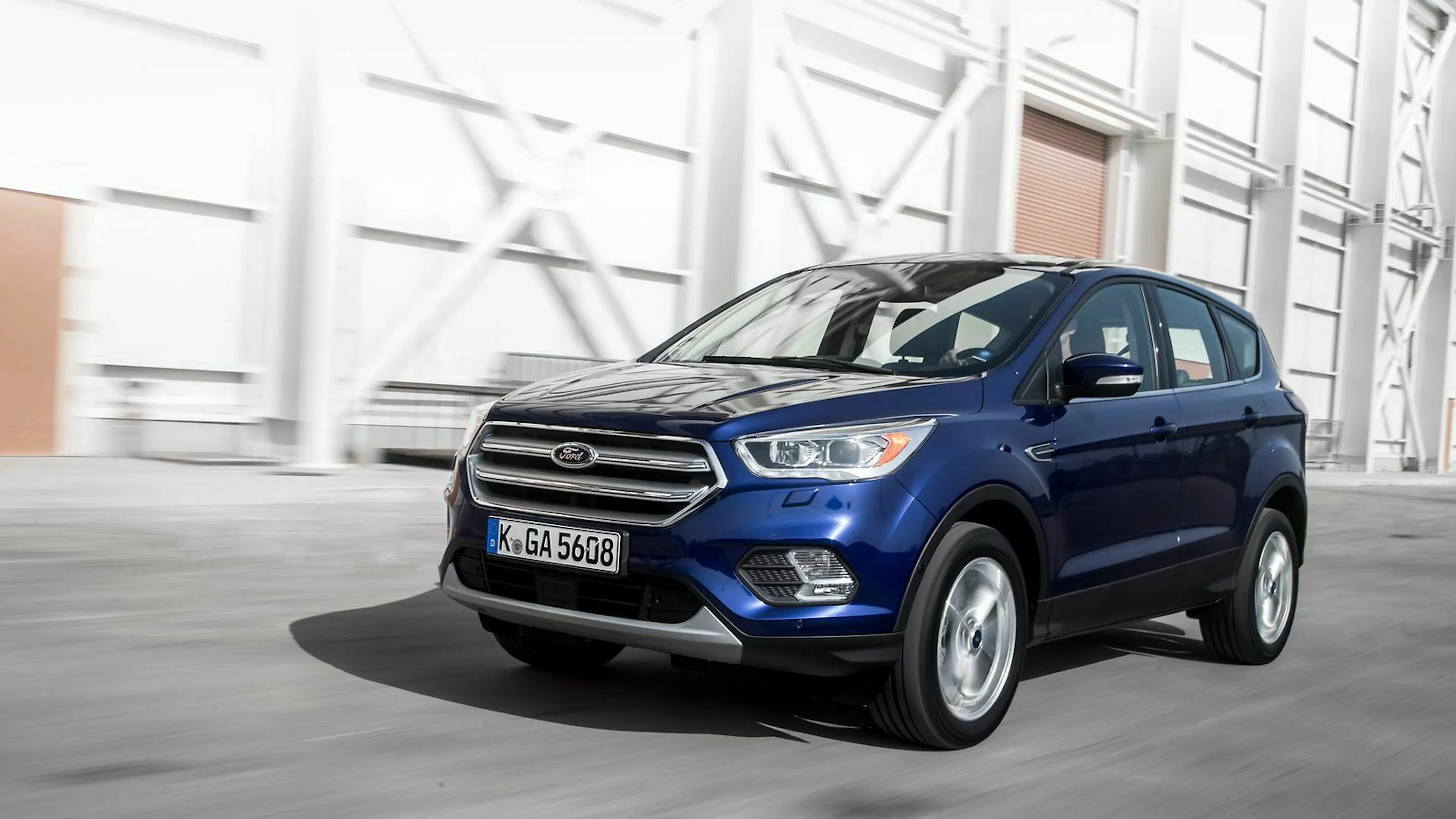 Zu sehen ist der Ford Kuga II Titanium (2016)