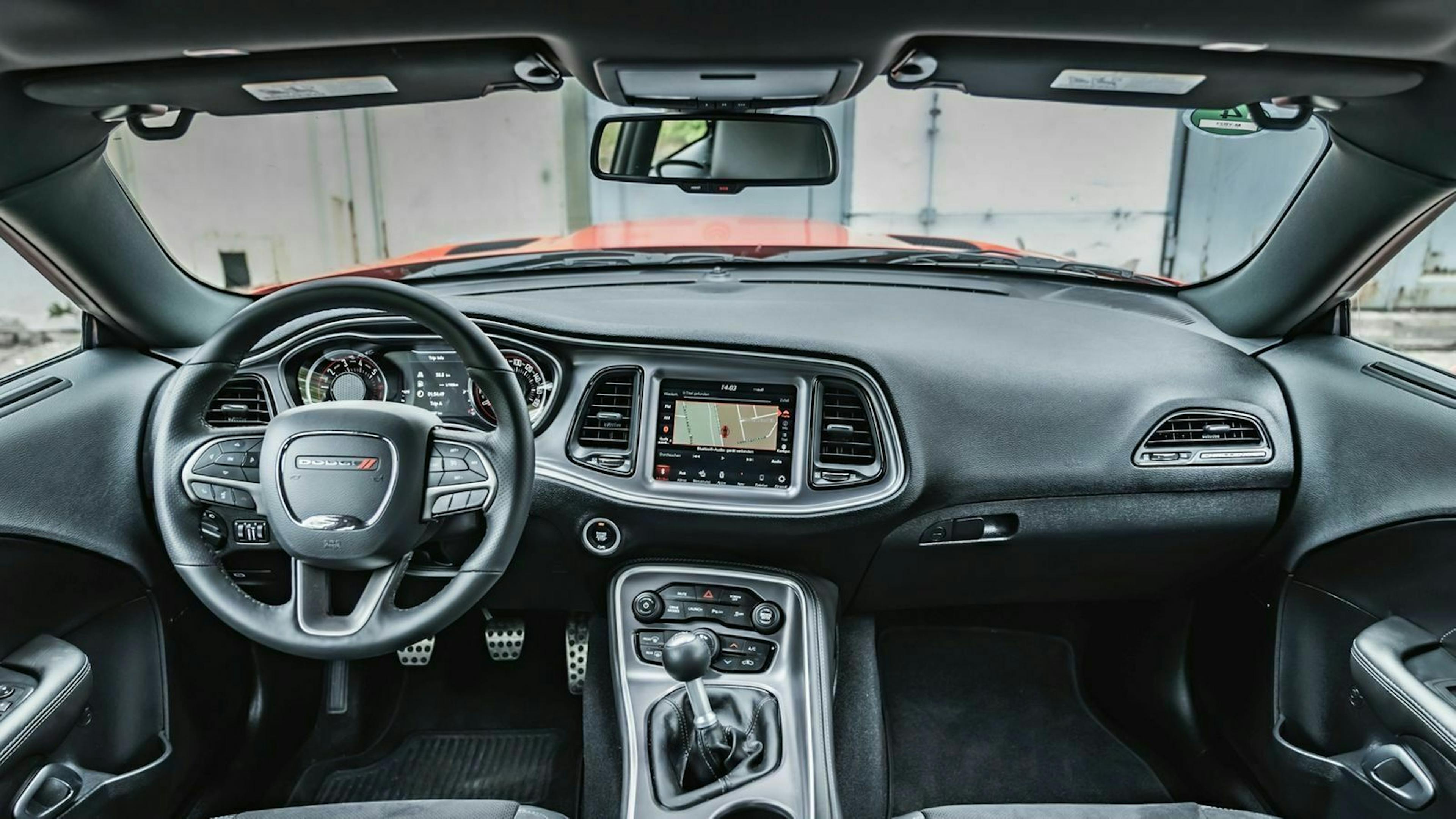 Dodge Challenger Cockpit