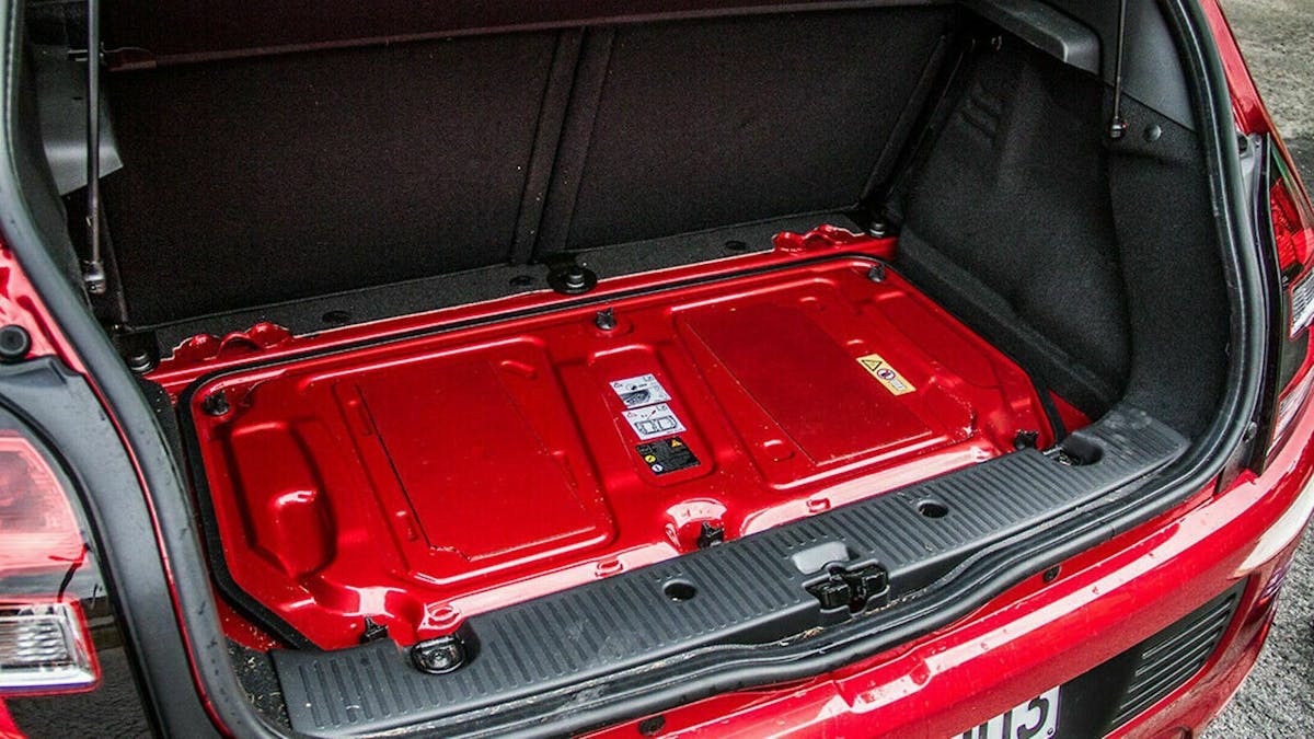 Im neuen Twingo hat Renault den Motor am anderen Ende des Fahrzeugs eingebaut
