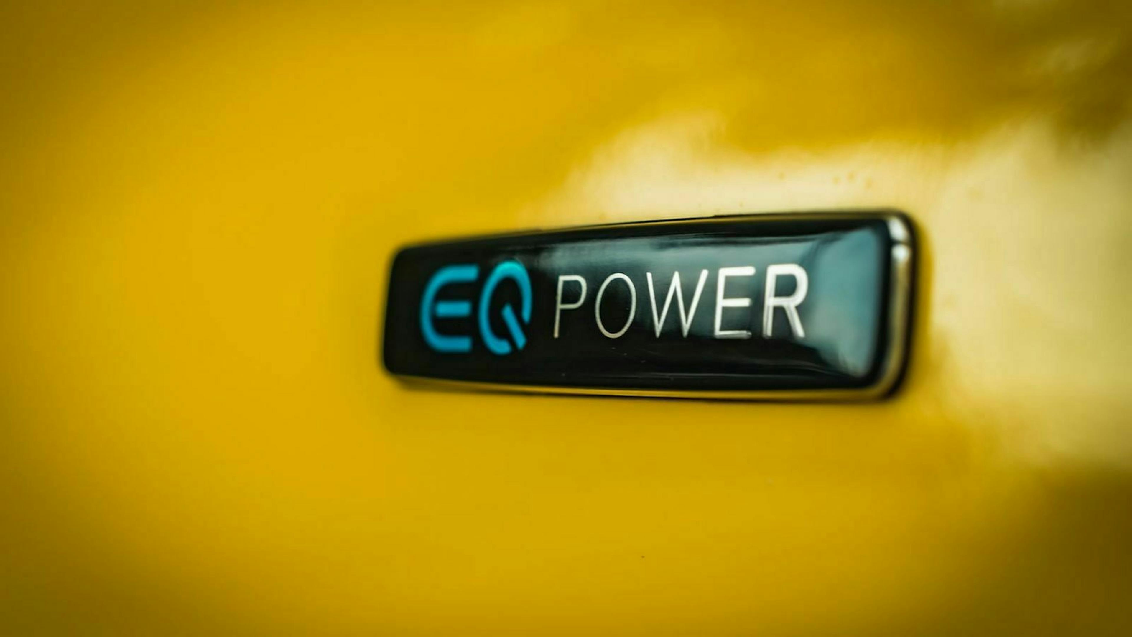 Mercedes-Benz CLA Shooting Brake EQ Power Emblem