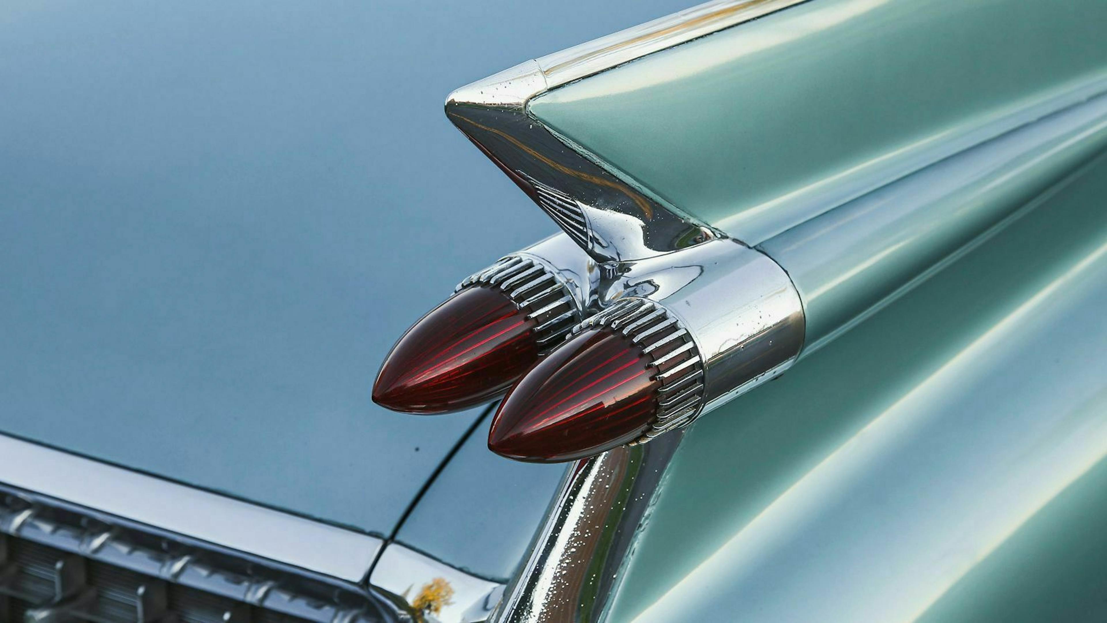 Früher waren Heckflossen nicht nur Schönheitsmerkmal, sondern dienten auch als Orientierung beim Einparken.