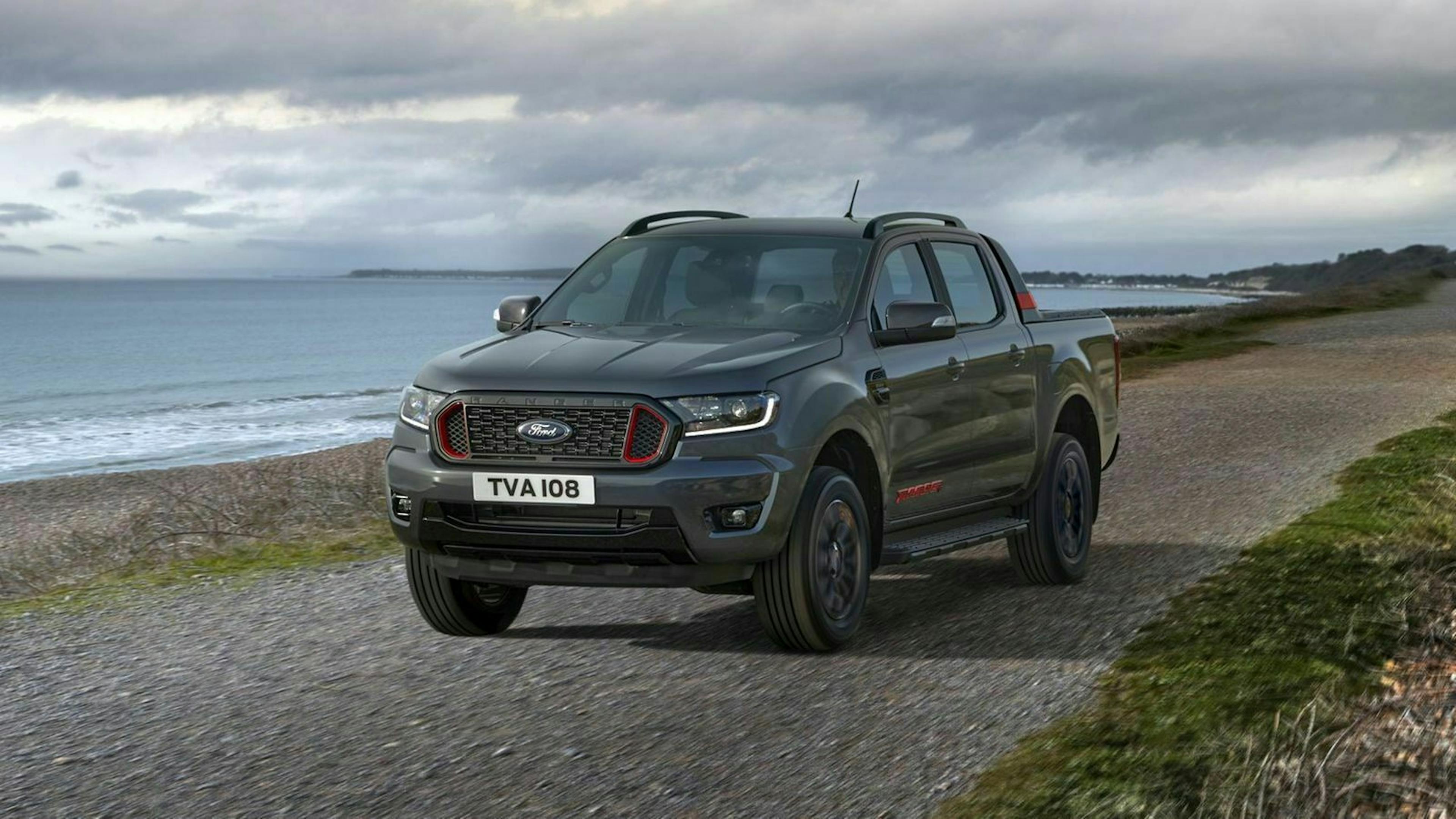 Zu sehen ist der Ford Ranger Thunder 2020 von vorn