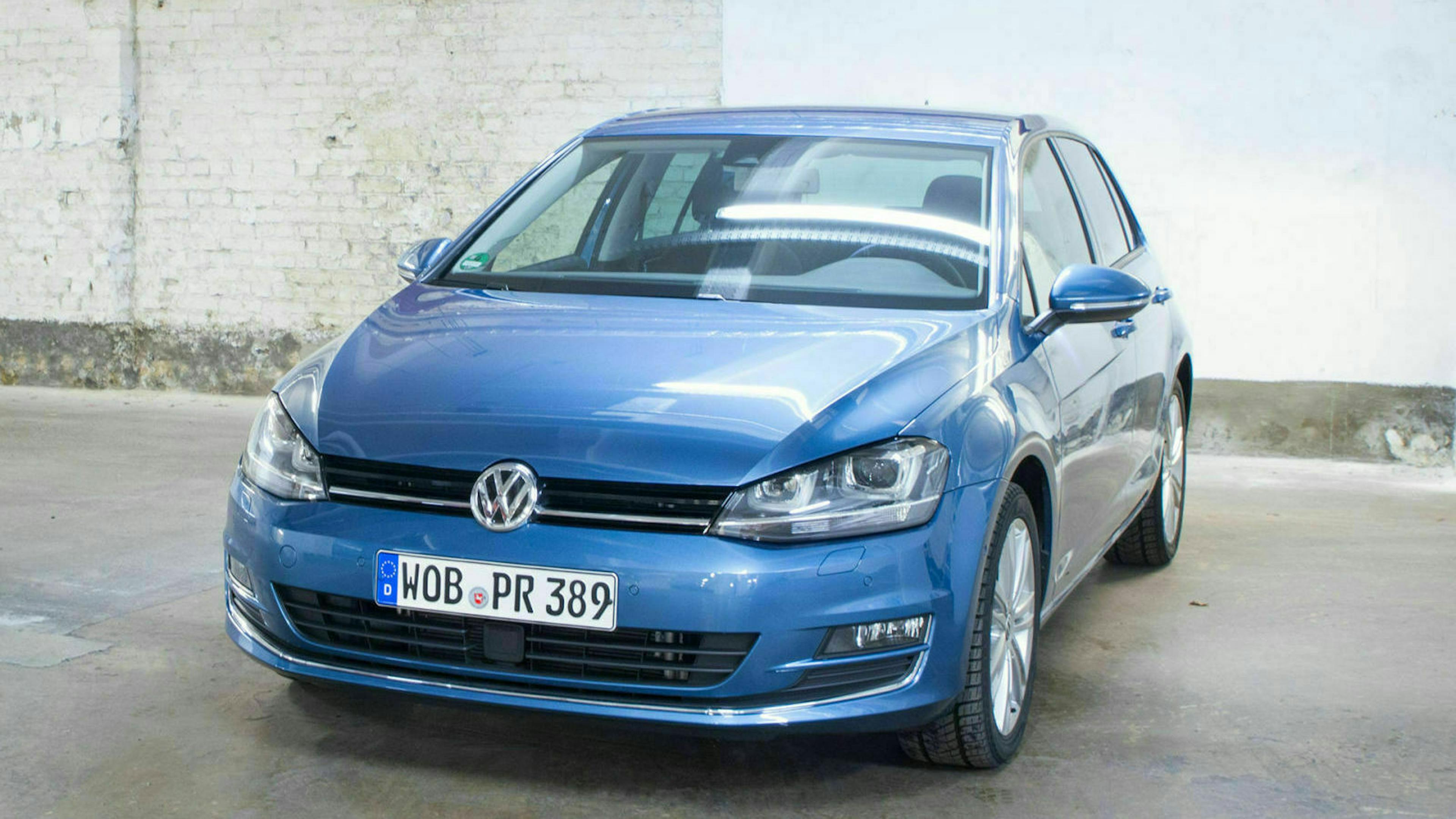 Zu sehen ist die Front des Golfs