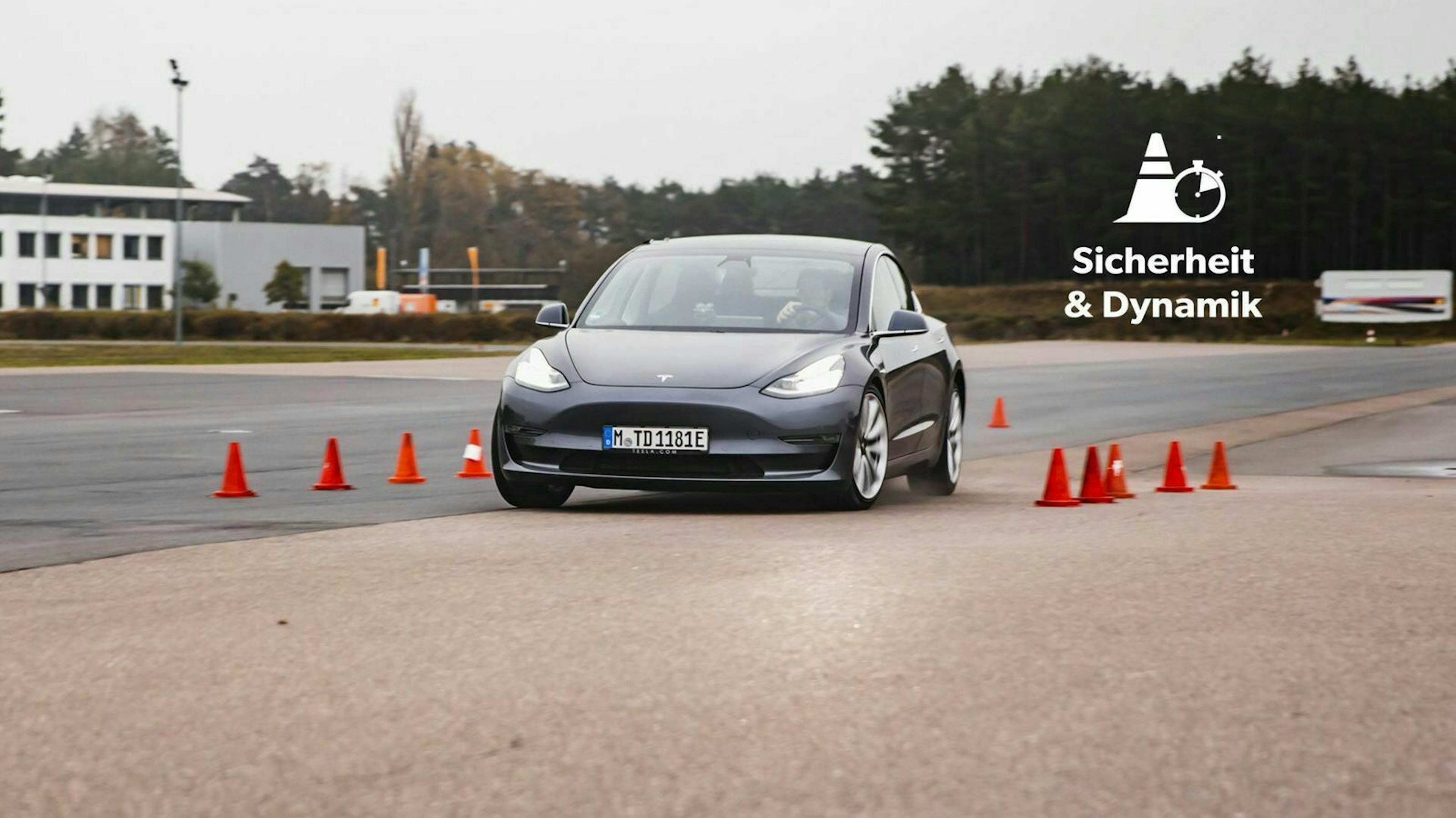 Das Tesla Model 3 (seit 2018) in Frontansicht