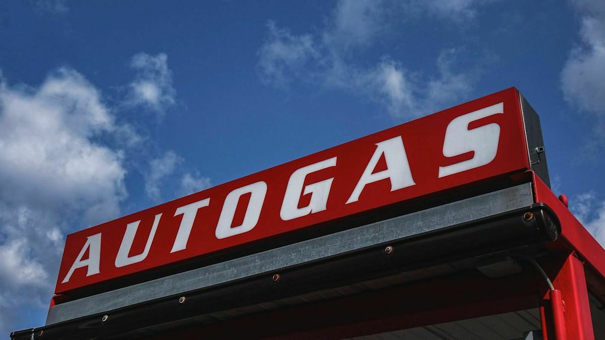 Bundesweit kann Autogas an 7.100 Tankstellen getankt werden.