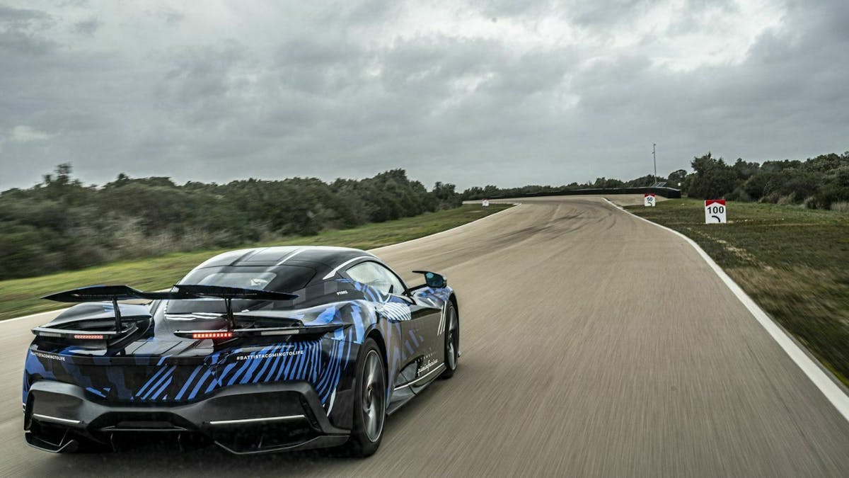 Pininfarina Battista in Heckansicht
