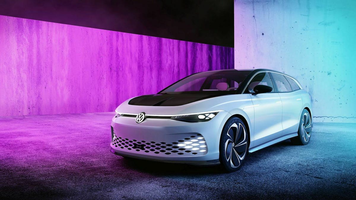 Der VW ID Vizzion in Ansicht von vorne-links, stehend