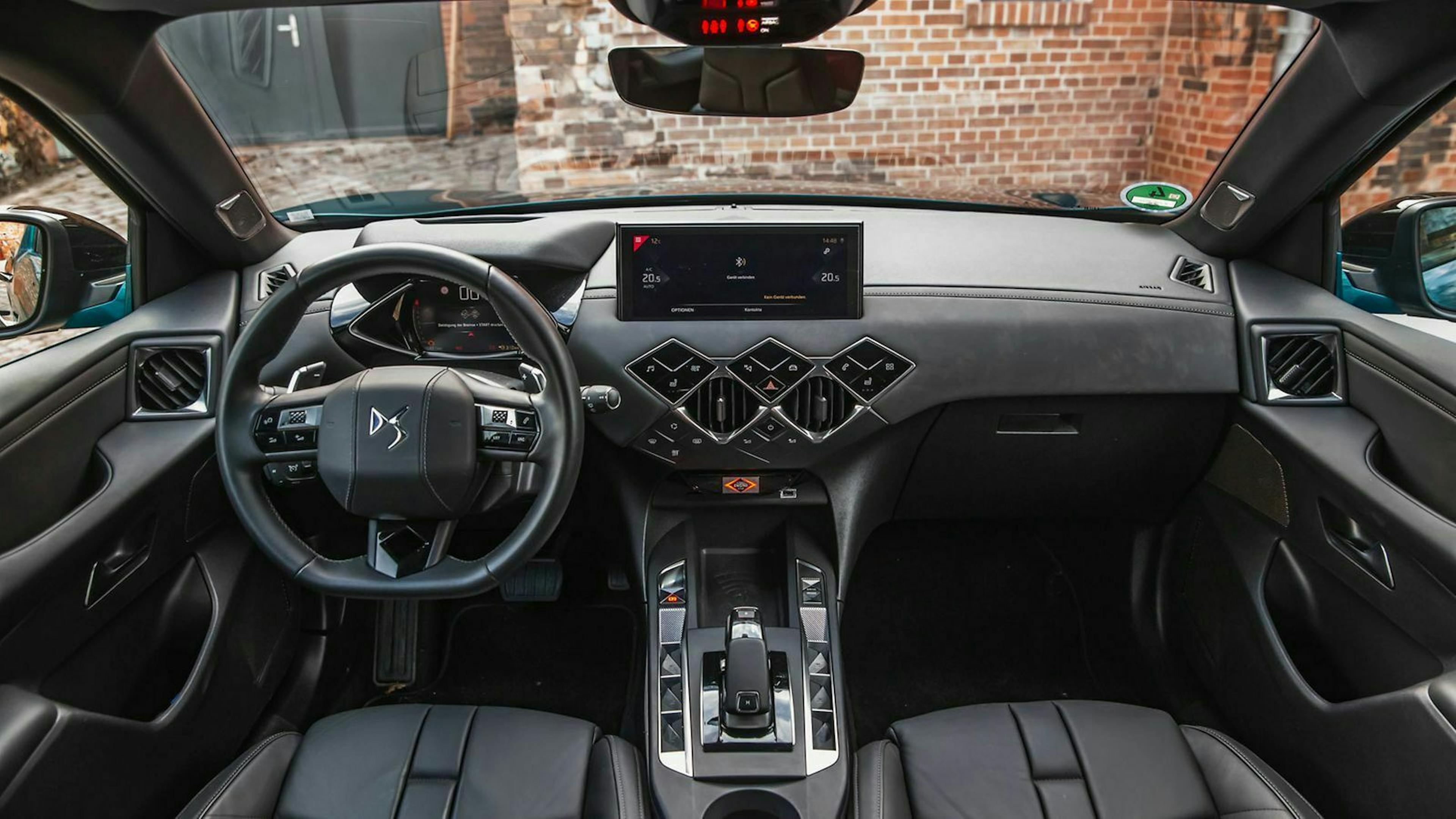 DS3 Crossback Cockpit
