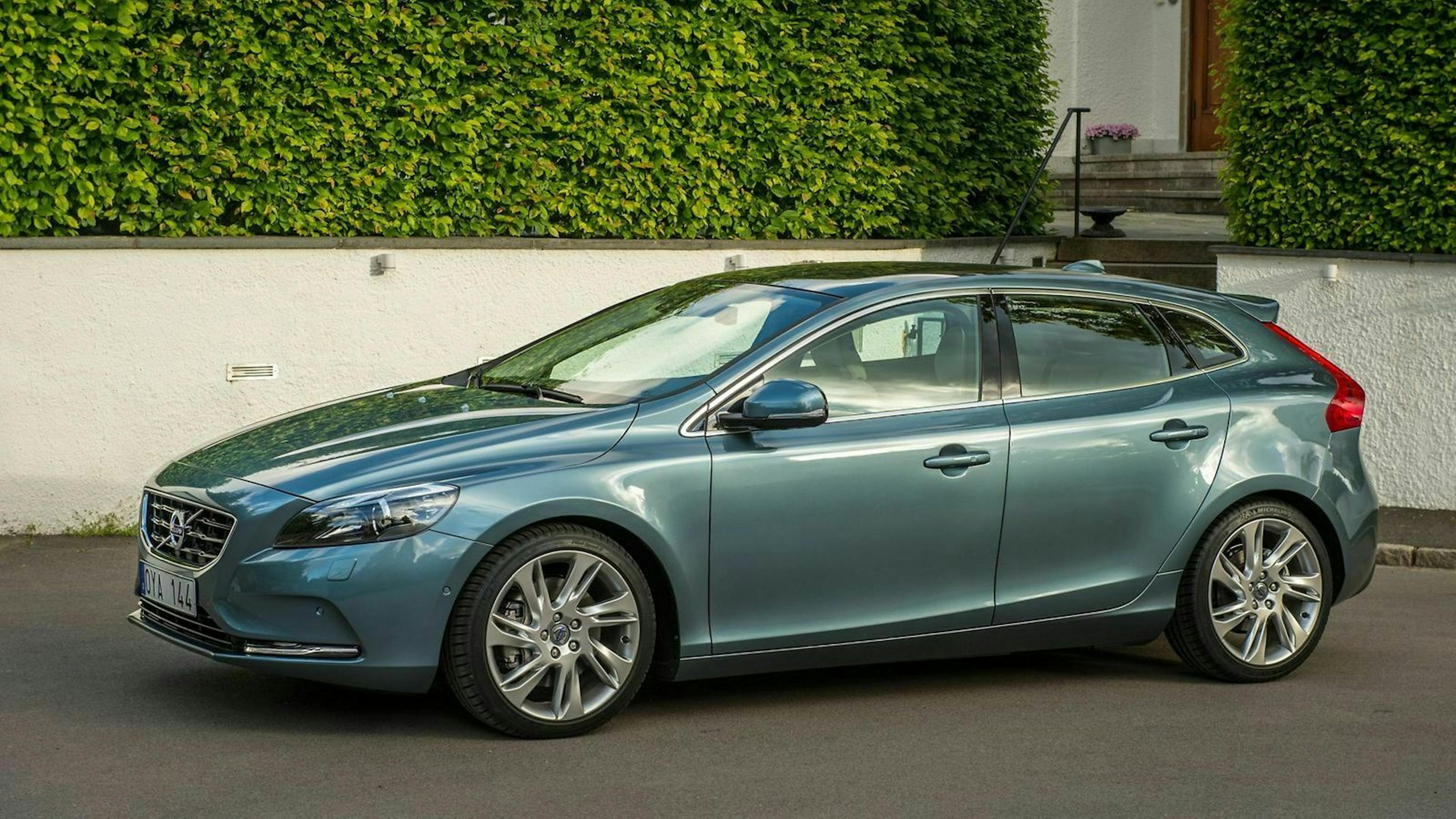 Volvo V40 in der Seitenansicht, stehend