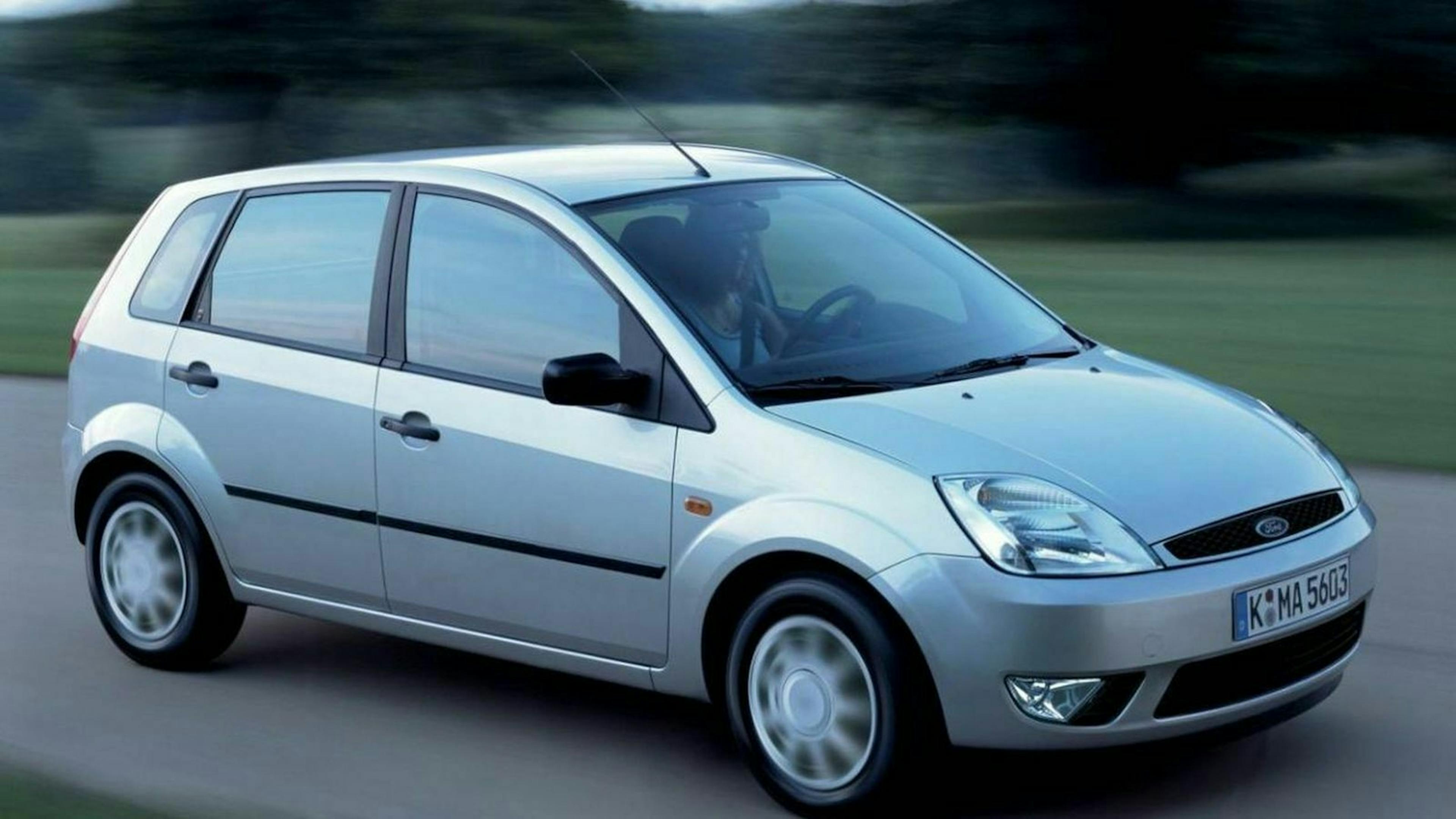 Der Ford Fiesta 02 in Seitenansicht