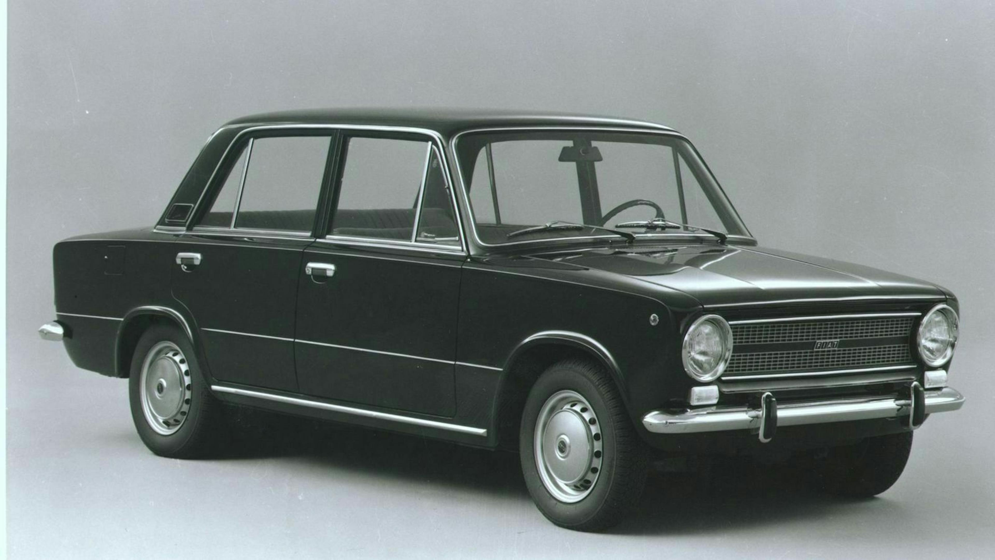 Der Fiat 124 in seitlicher Frontansicht