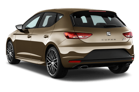 Brauner Seat Cupra in seitlicher Rückansicht, geparkt, mit sportlichem Design und markanten Felgen, auf weißem Hintergrund.