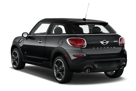 Schwarzer Mini Cooper Paceman, Rückansicht, geparkt auf weißem Hintergrund, zweifarbige Karosserie, dunkle Felgen.