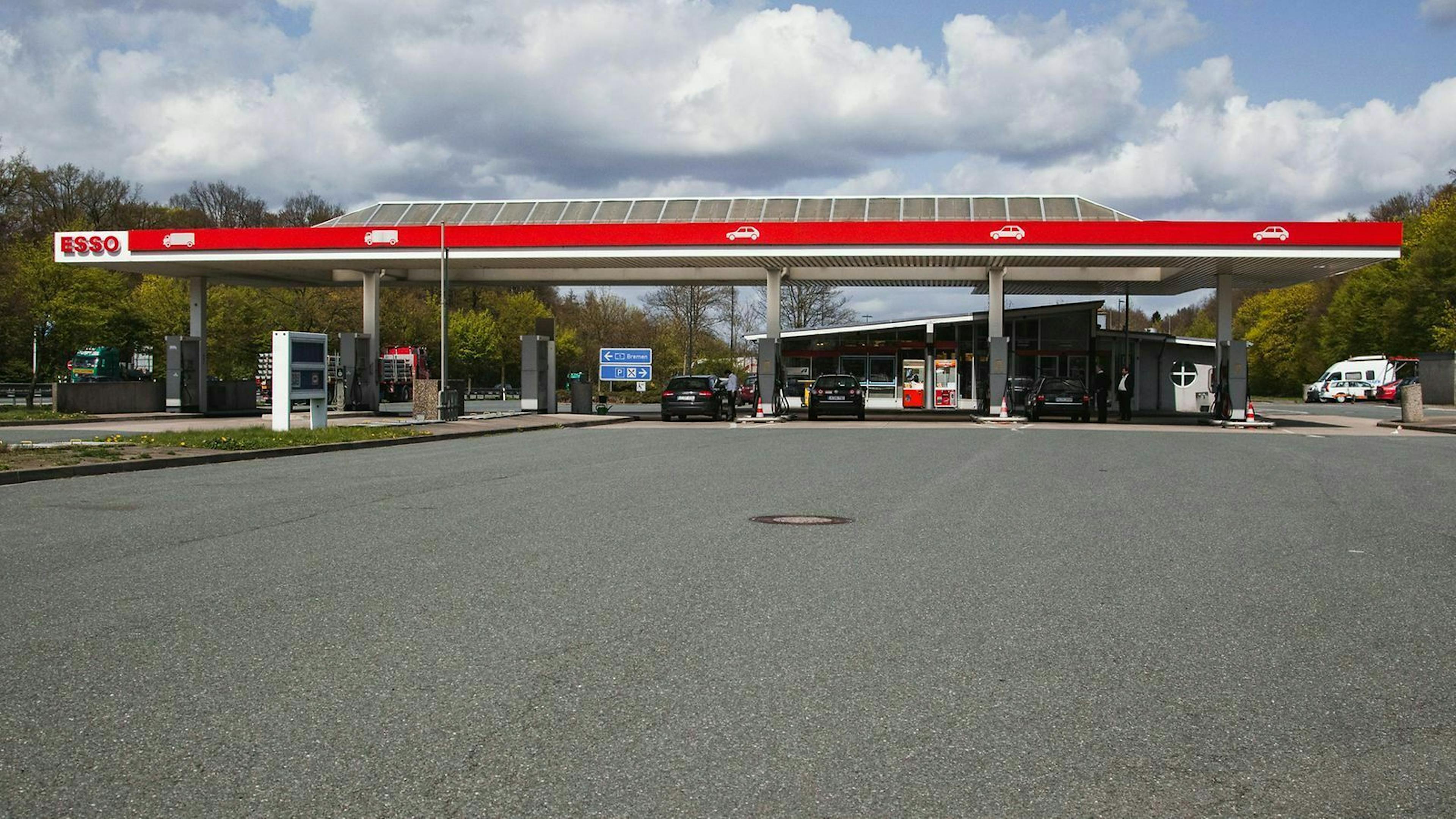 Die Raststätten Tecklenburger Land Ost liegt nur wenige Kilometer vom Teutoburger Wald entfernt. 