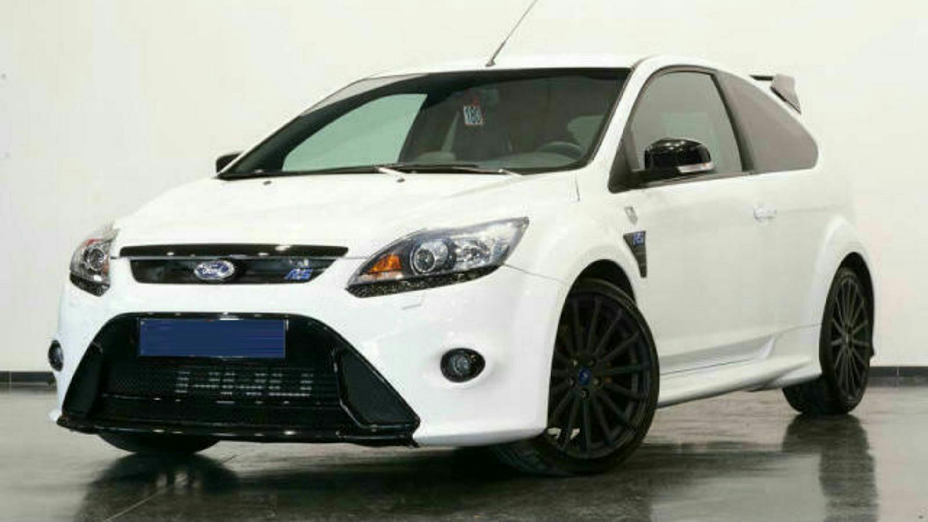 Ford Focus RS 2