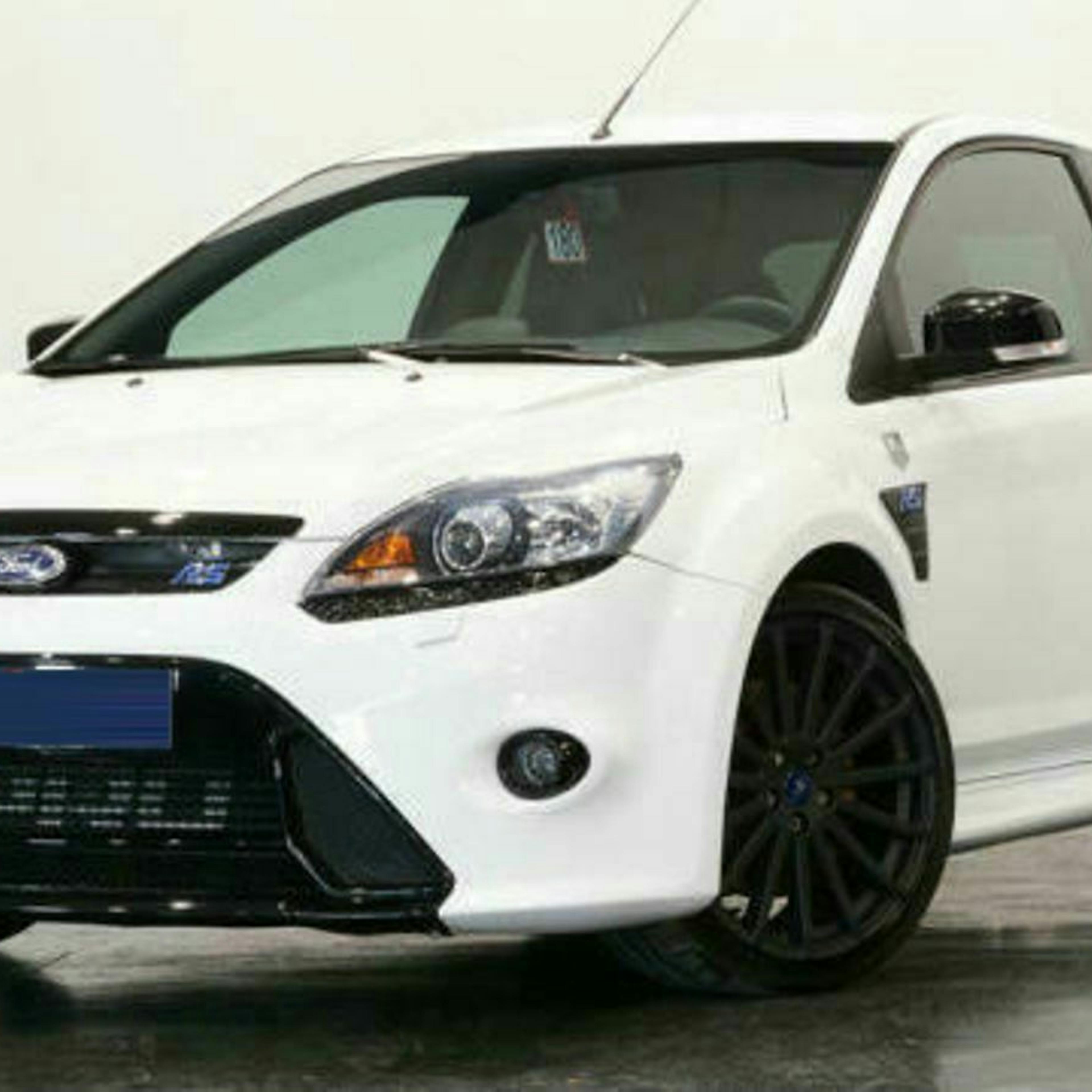 Ford Focus RS 2