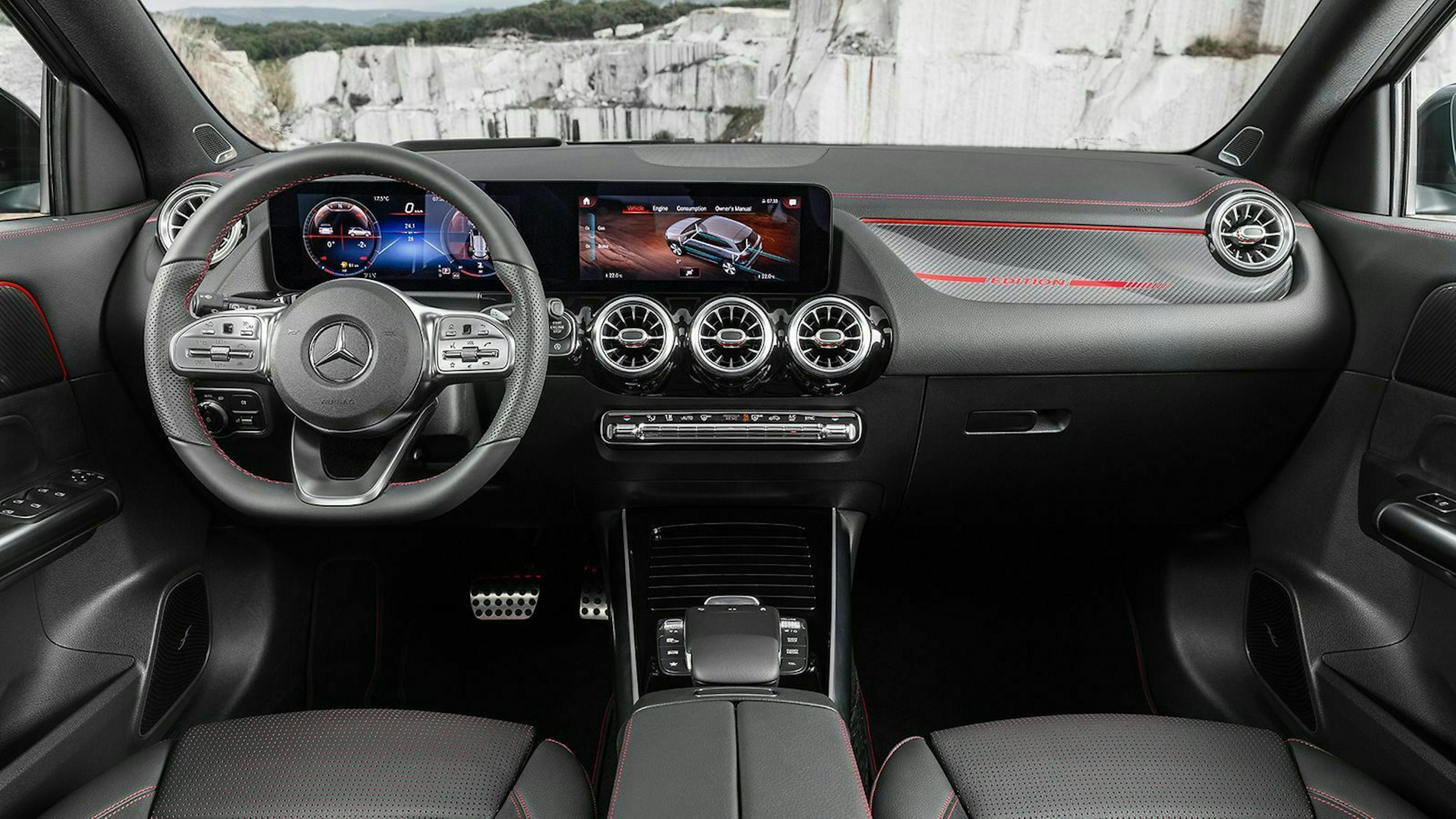 Cockpit-Ansicht des Mercedes GLA