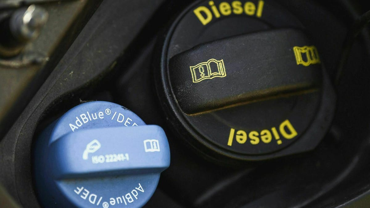 Mit dem Additiv AdBlue schaffen es viele Dieselmotoren, die Abgasnorm Euro 6 zu erfüllen