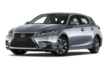 Silberner Lexus CT mit markantem Kühlergrill, schräg von vorne fotografiert, auf transparentem Hintergrund.