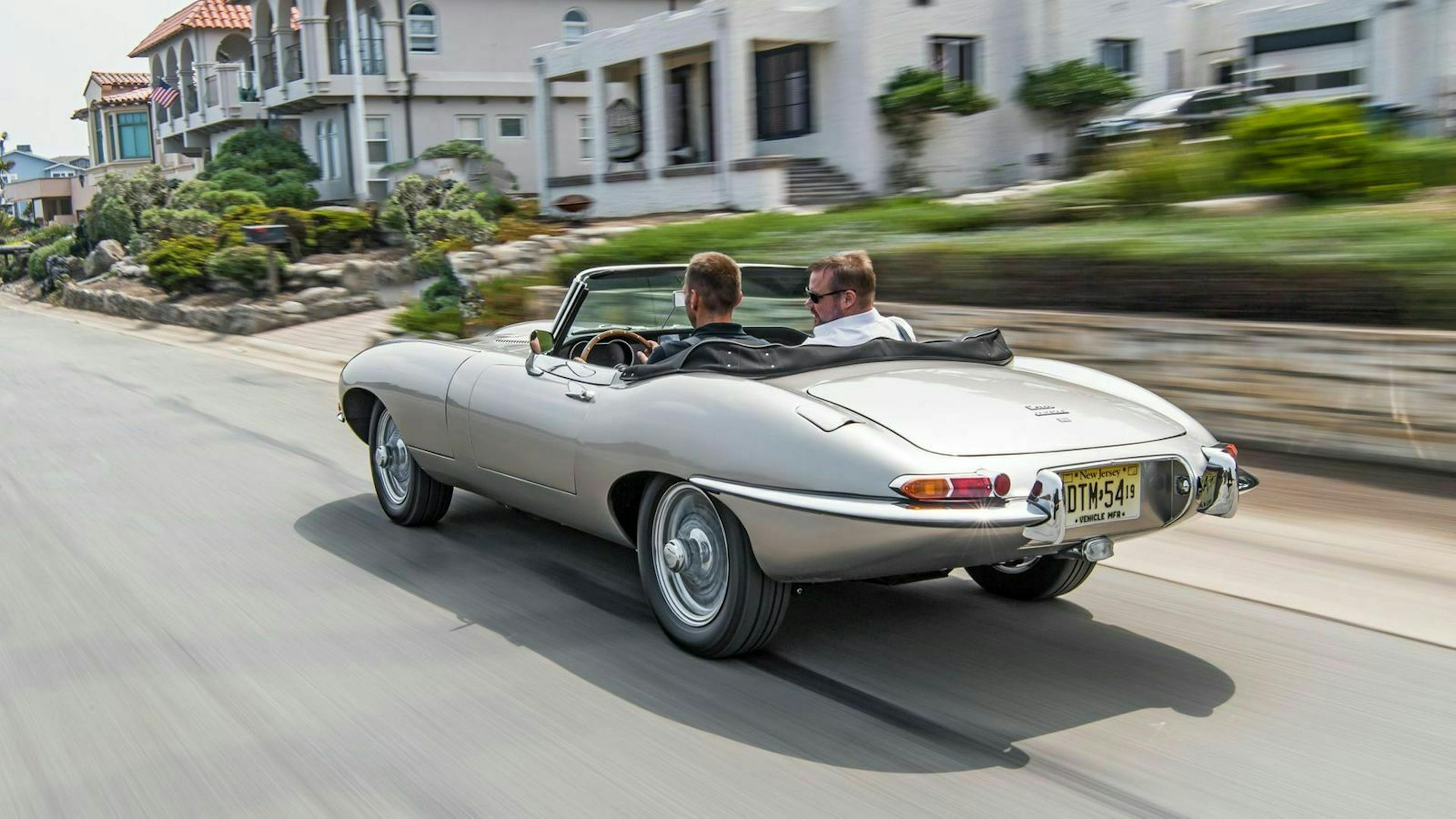 Jaguar E-Type Zero Dreiviertel-Heckansicht